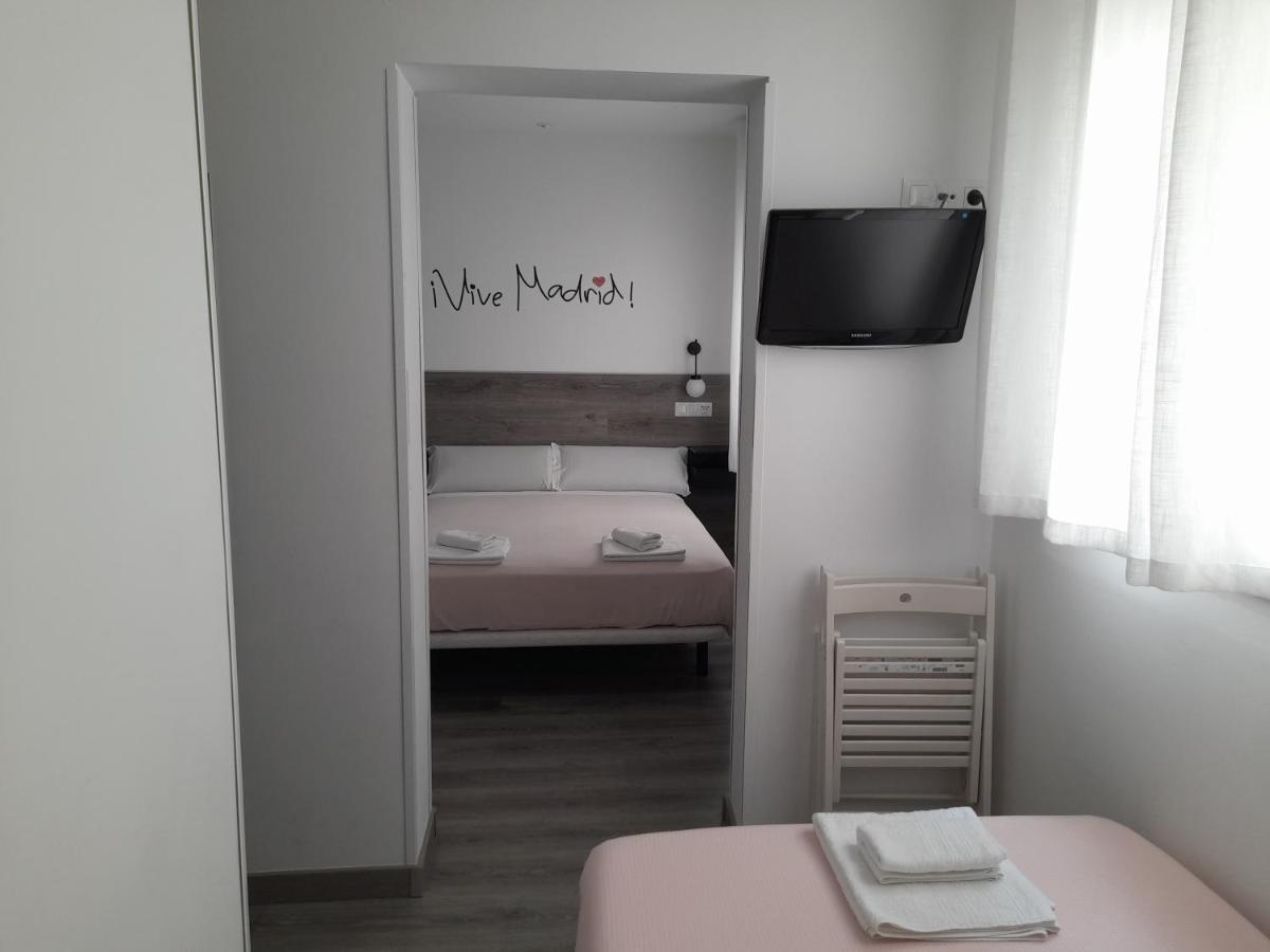 Triple Room Private Bathroom