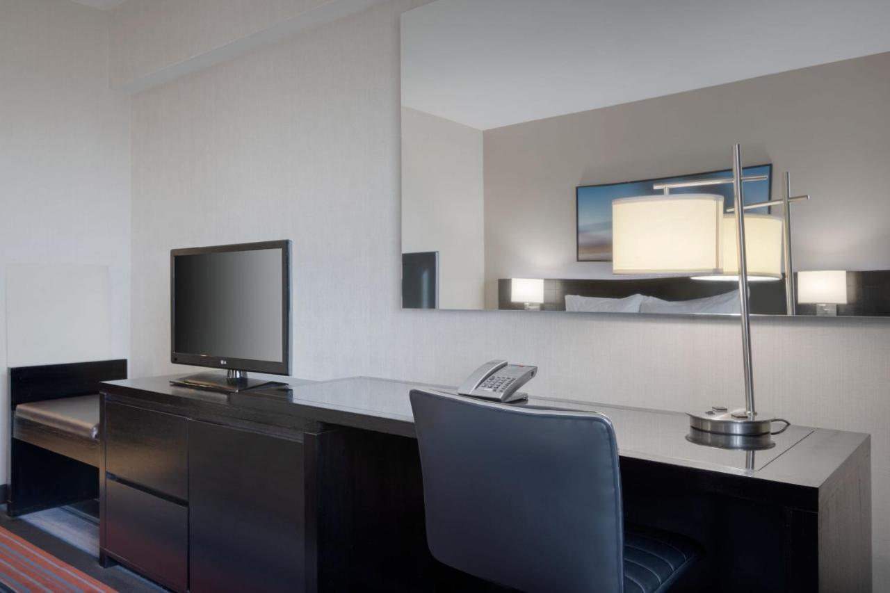 Kamer met Kingsize Bed