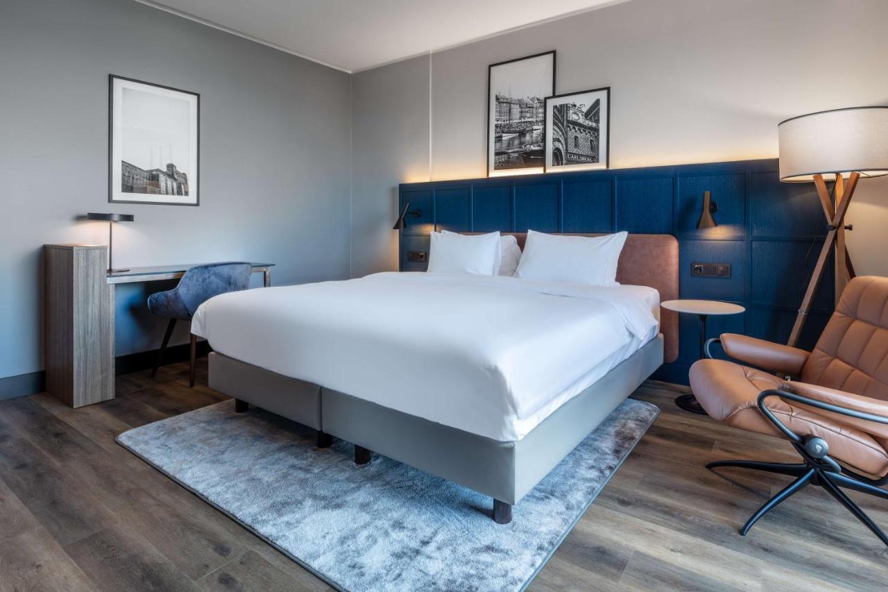 Suite mit Aussicht auf die Skyline und den See