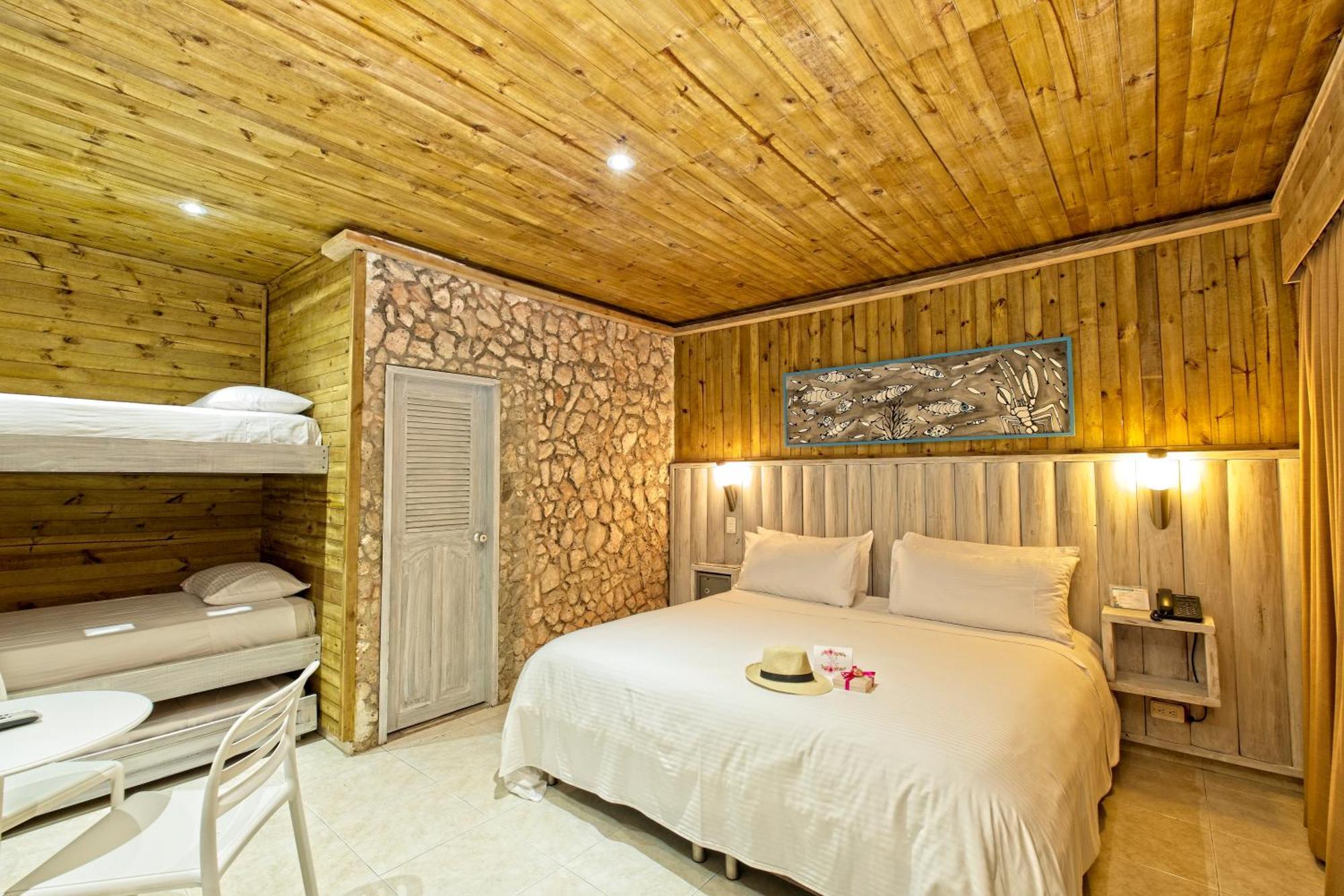 Standard Room,1536856165:JPEG