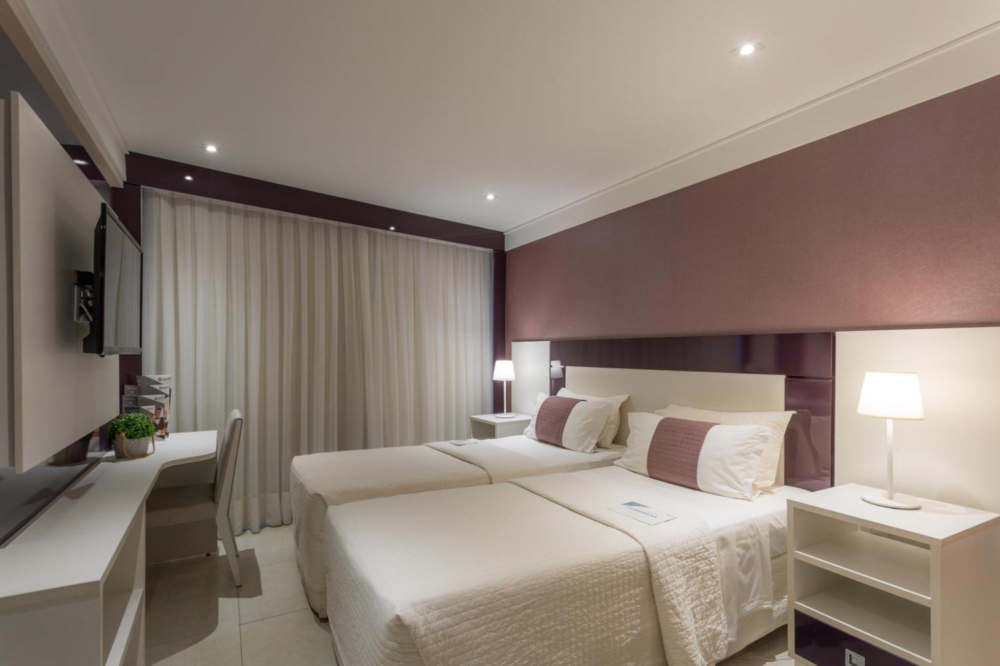 Standard Suite,1473637504:JPEG