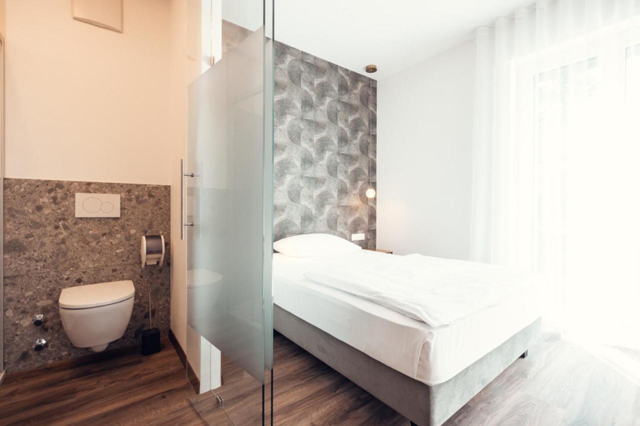Economy Single Room,1498863082:JPEG