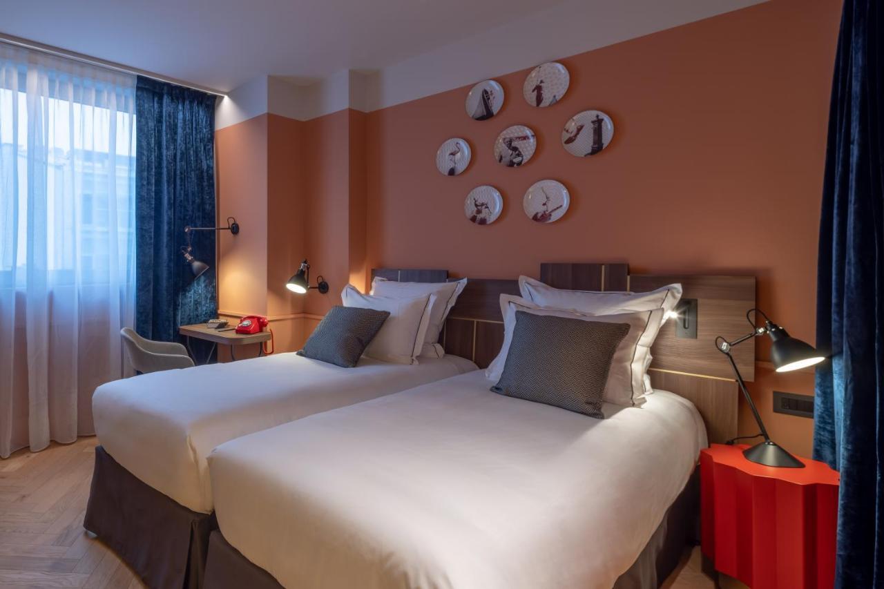 Quarto com 2 Camas de Solteiro - Acesso para Hóspedes com Mobilidade Reduzida