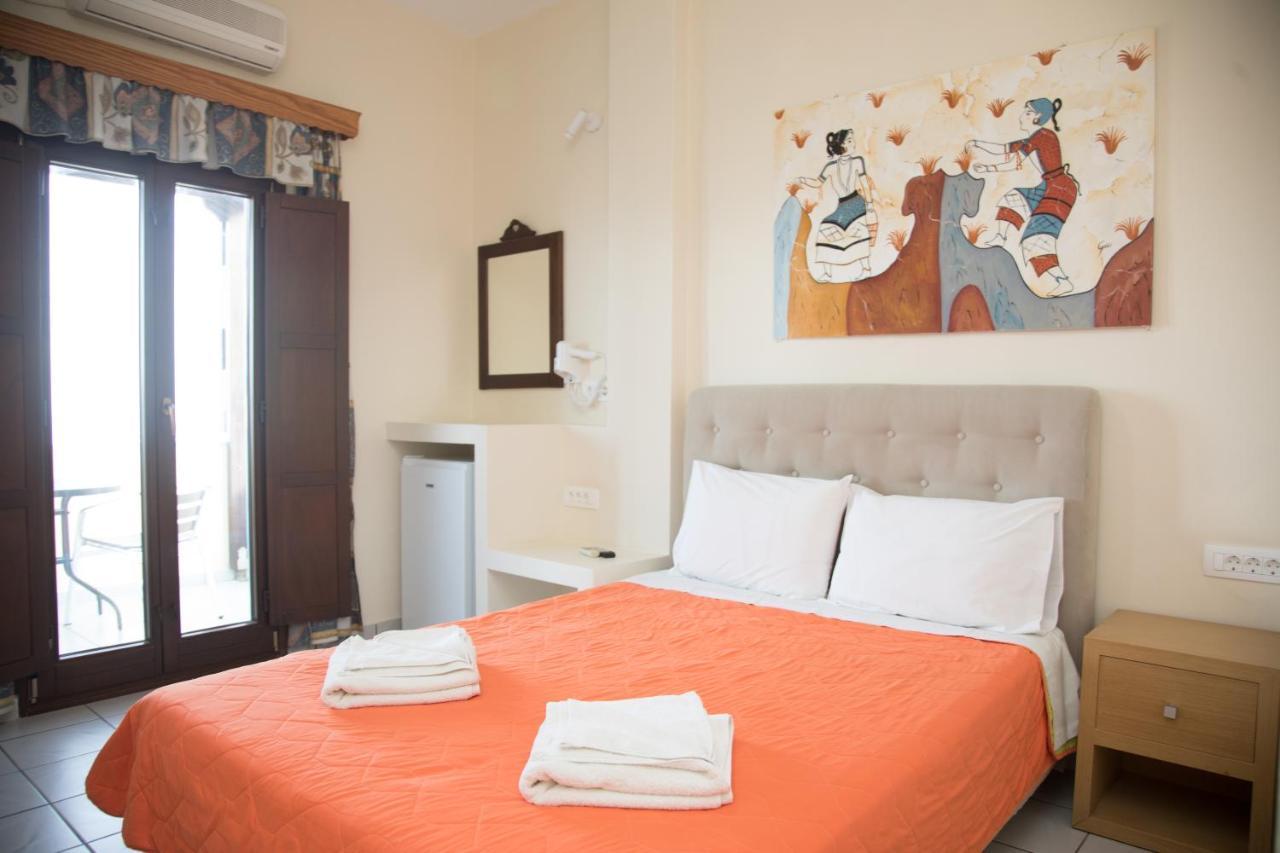 Deluxe Double Room with Balcony and Sea View
