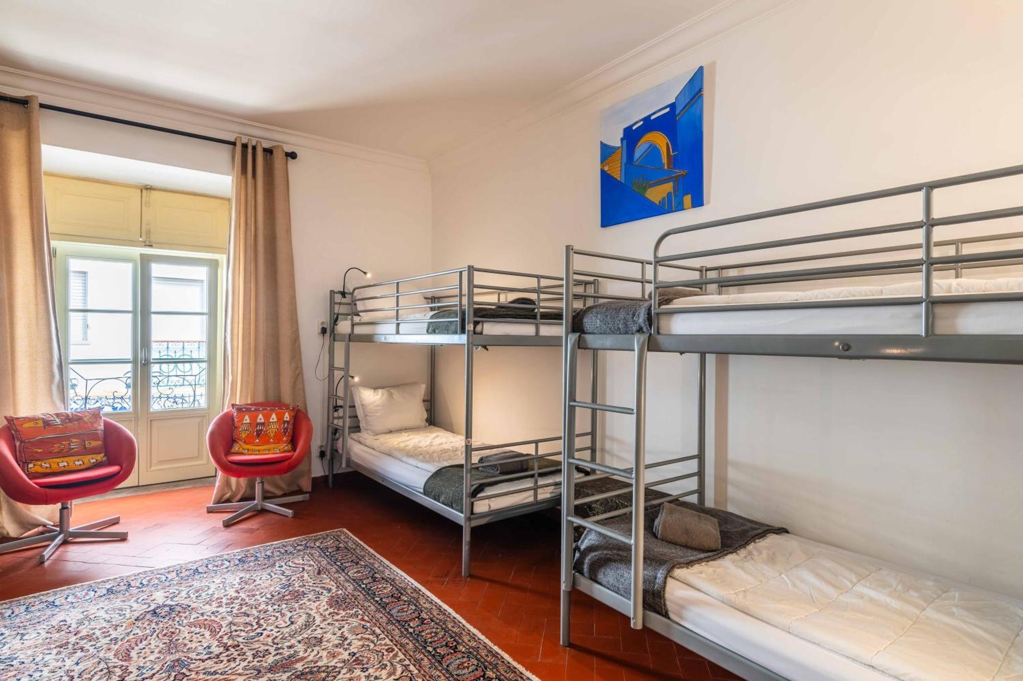 Cama en habitación compartida mixta de 8 camas