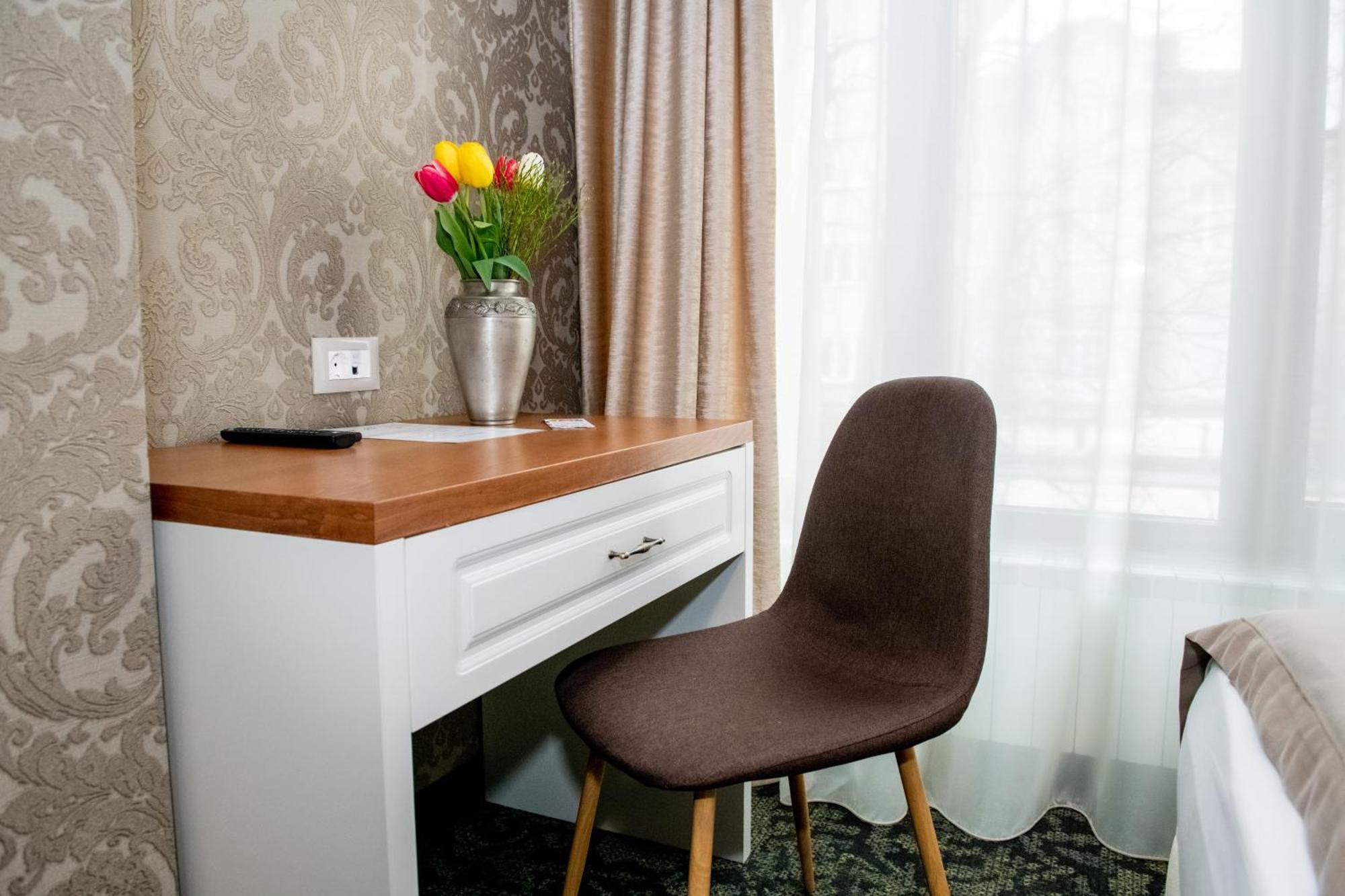 Comfort Triple Studio