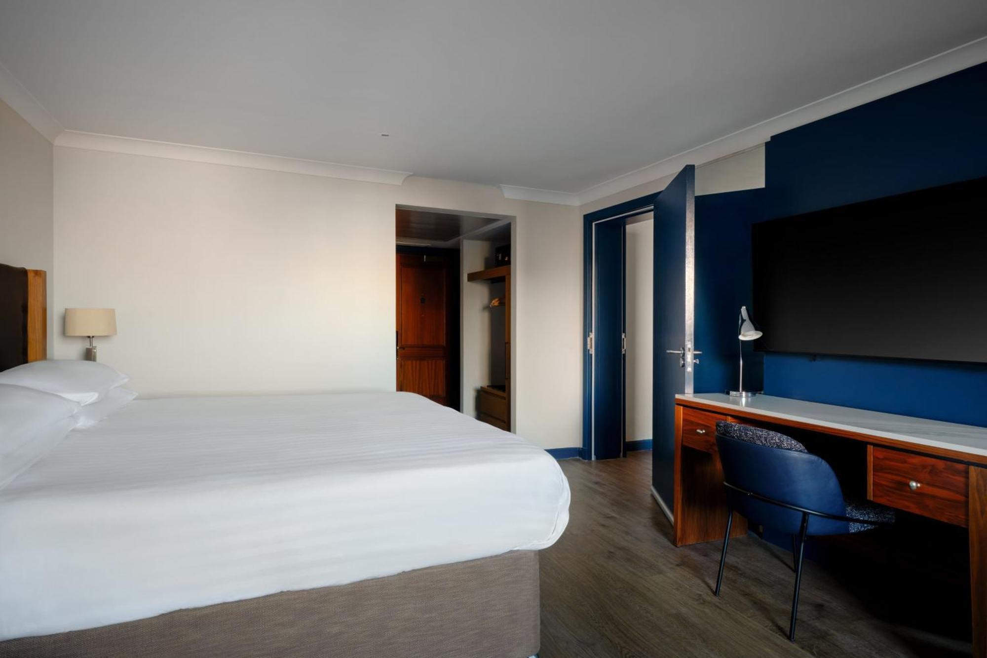 Club King Room - Executive Lounge Access,1516375780:JPEG