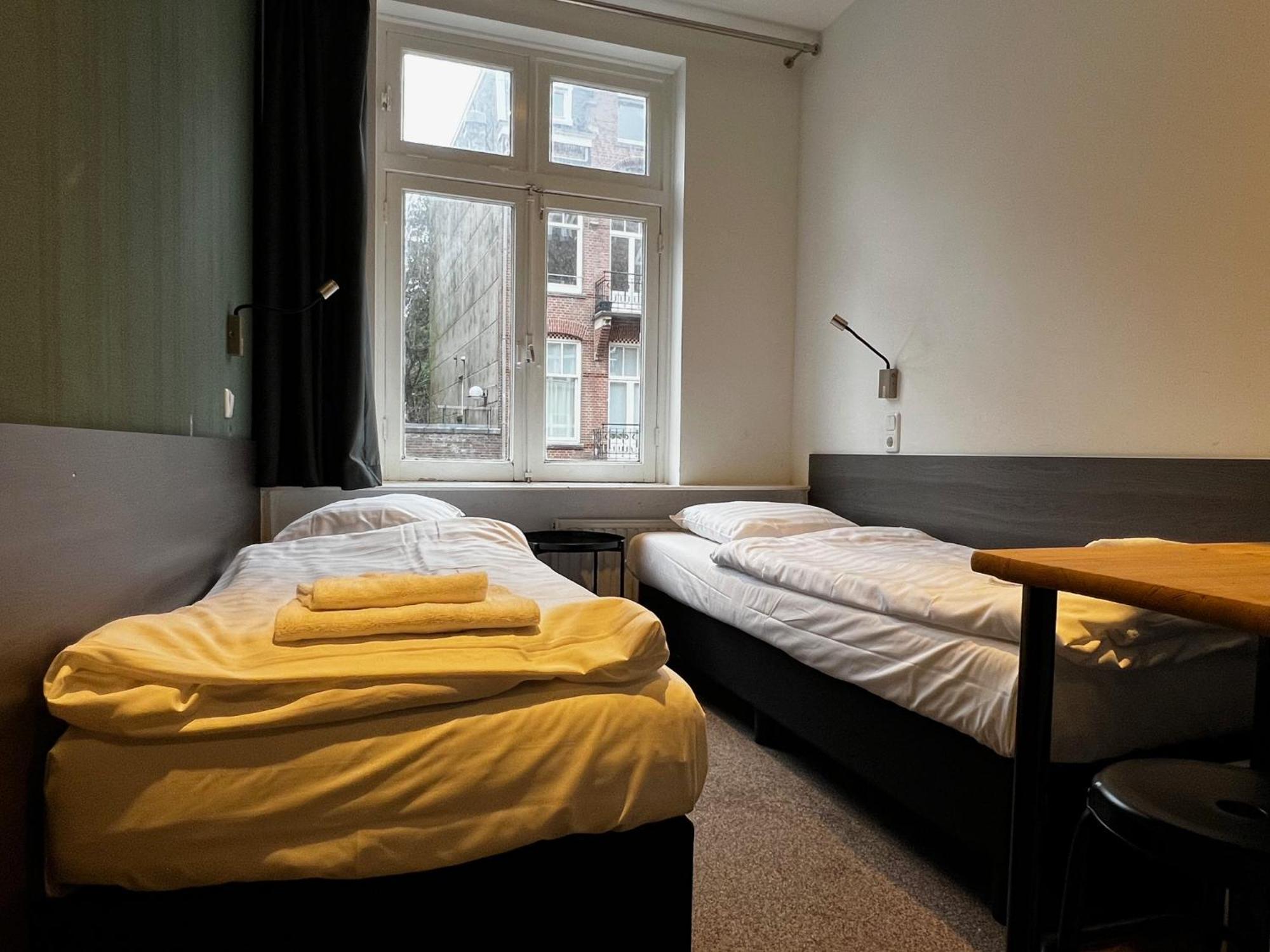 Basic Twin Room
