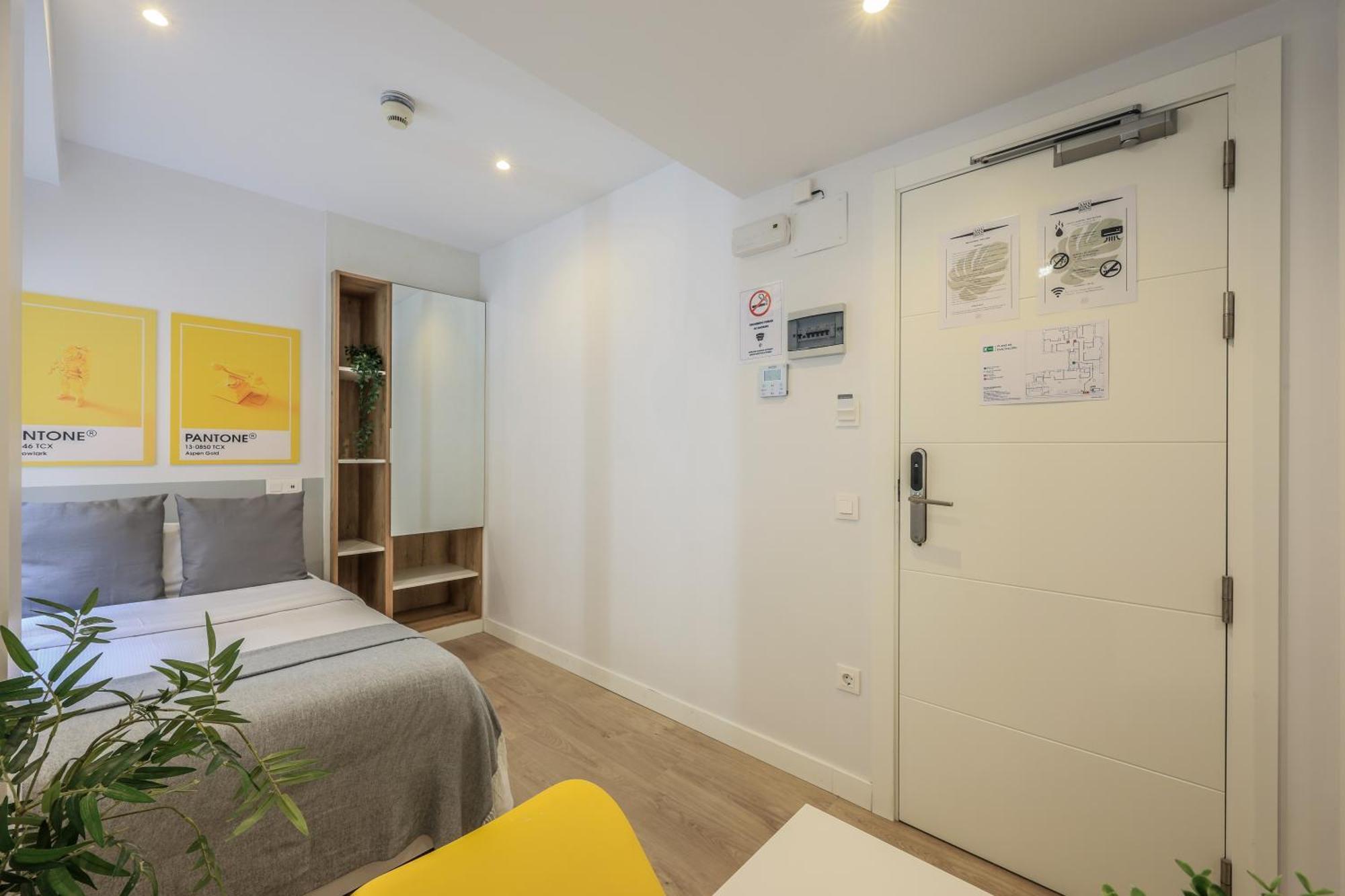 Deluxe Single Room