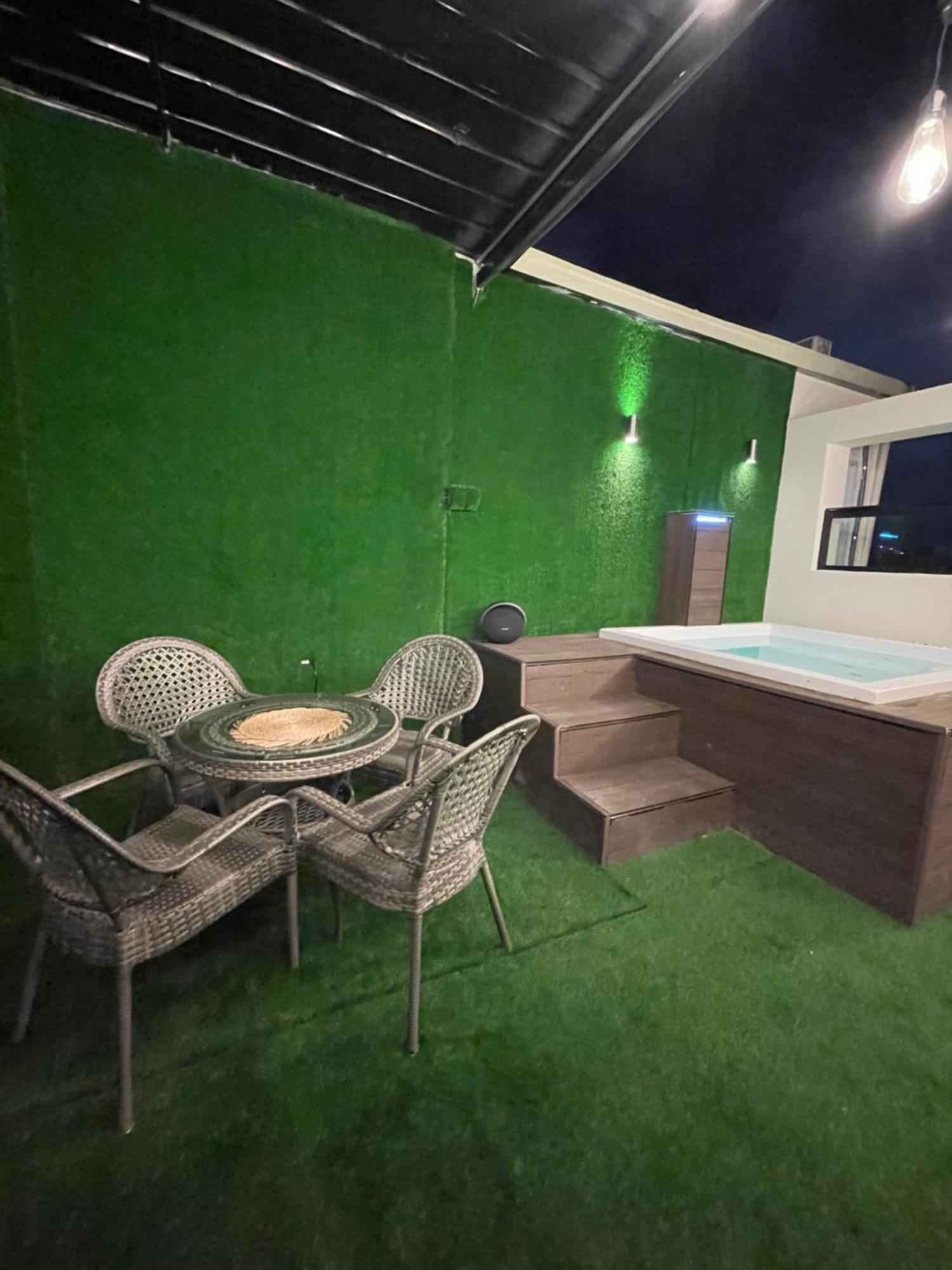 Double Room Private Bathroom