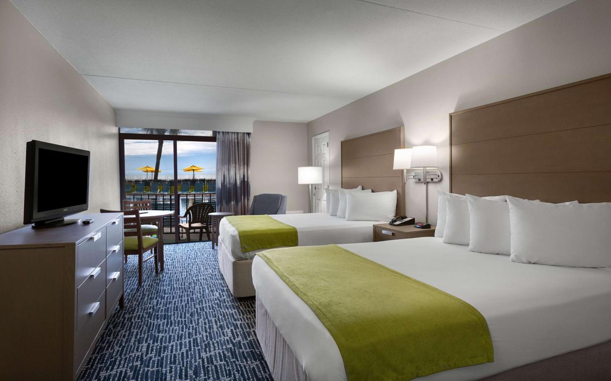 Queen Room with Two Queen Beds and Balcony - Pool View/Non-Smoking,1541602618:JPEG