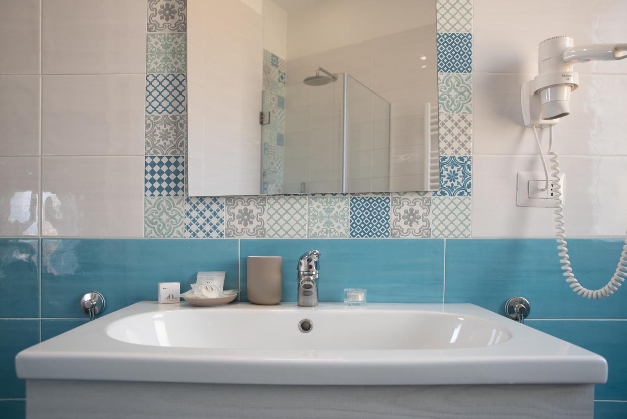 Double Room Private External Bathroom Vesuvio View