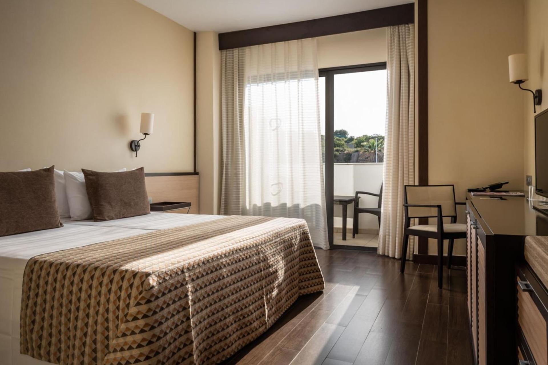 Single Room,1547004712:JPEG