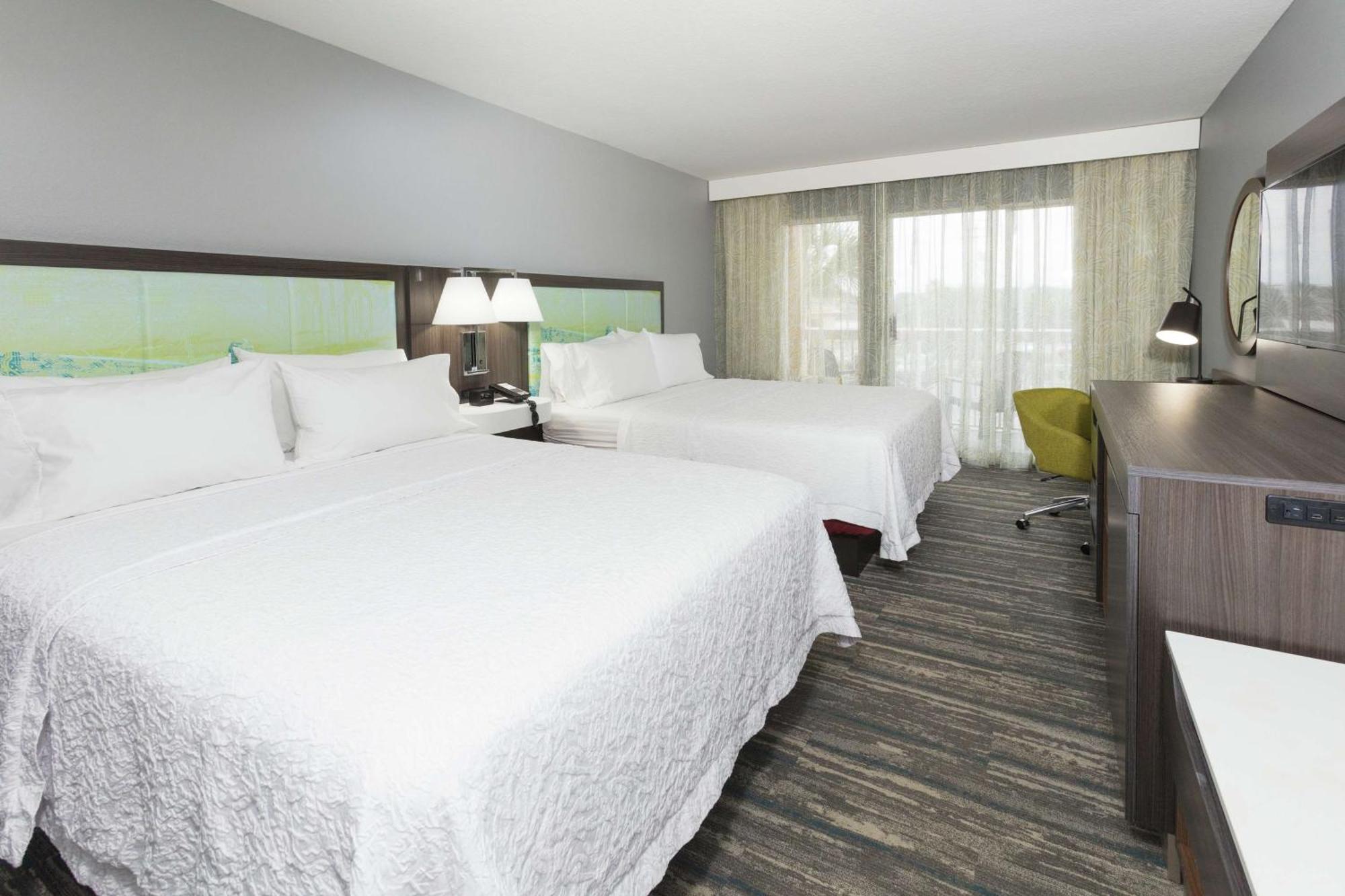 Queen Room with Two Queen Beds and City View - Non-Smoking,1548275029:JPEG