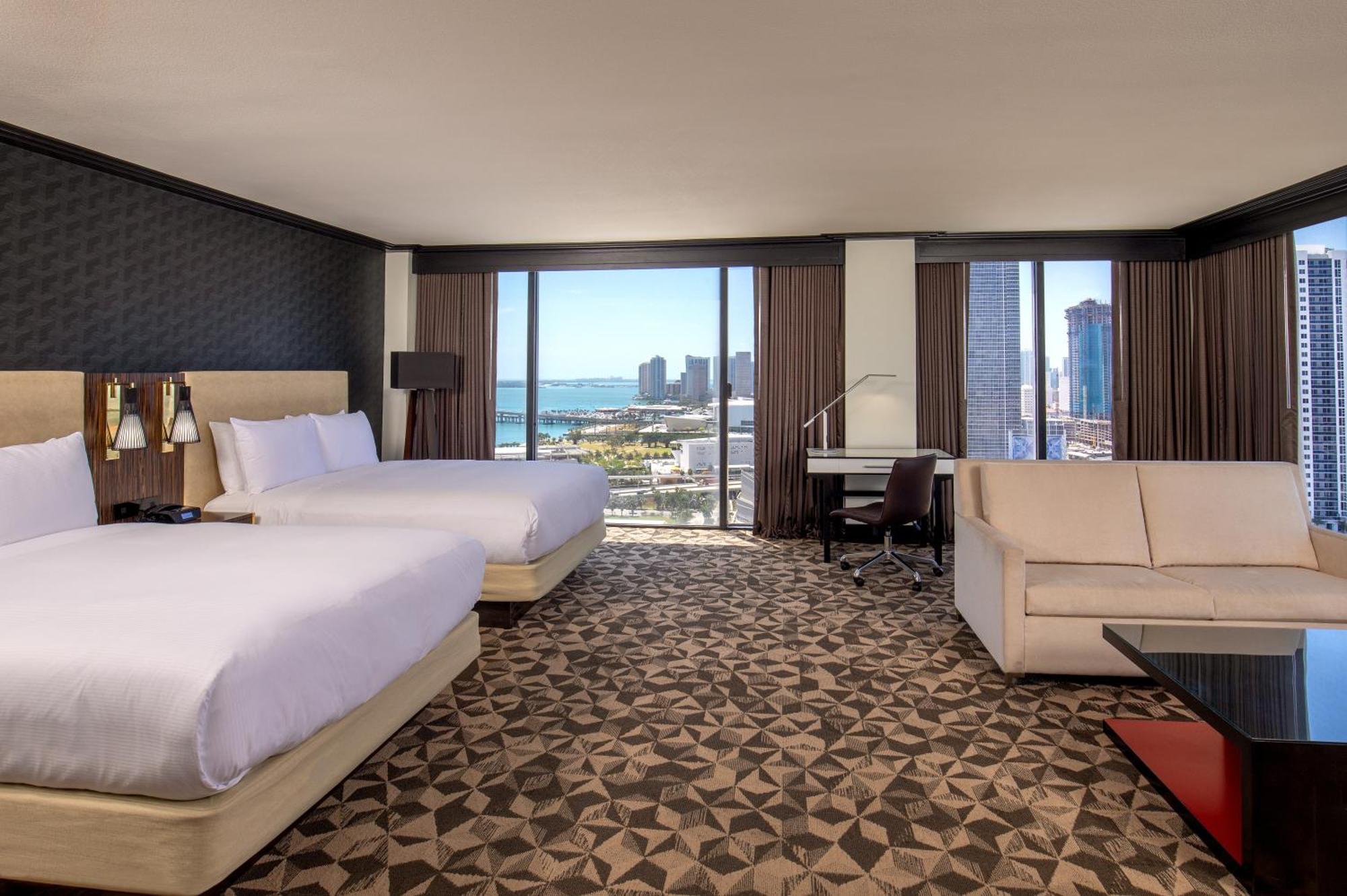 Queen Suite with Two Queen Beds and Bay View