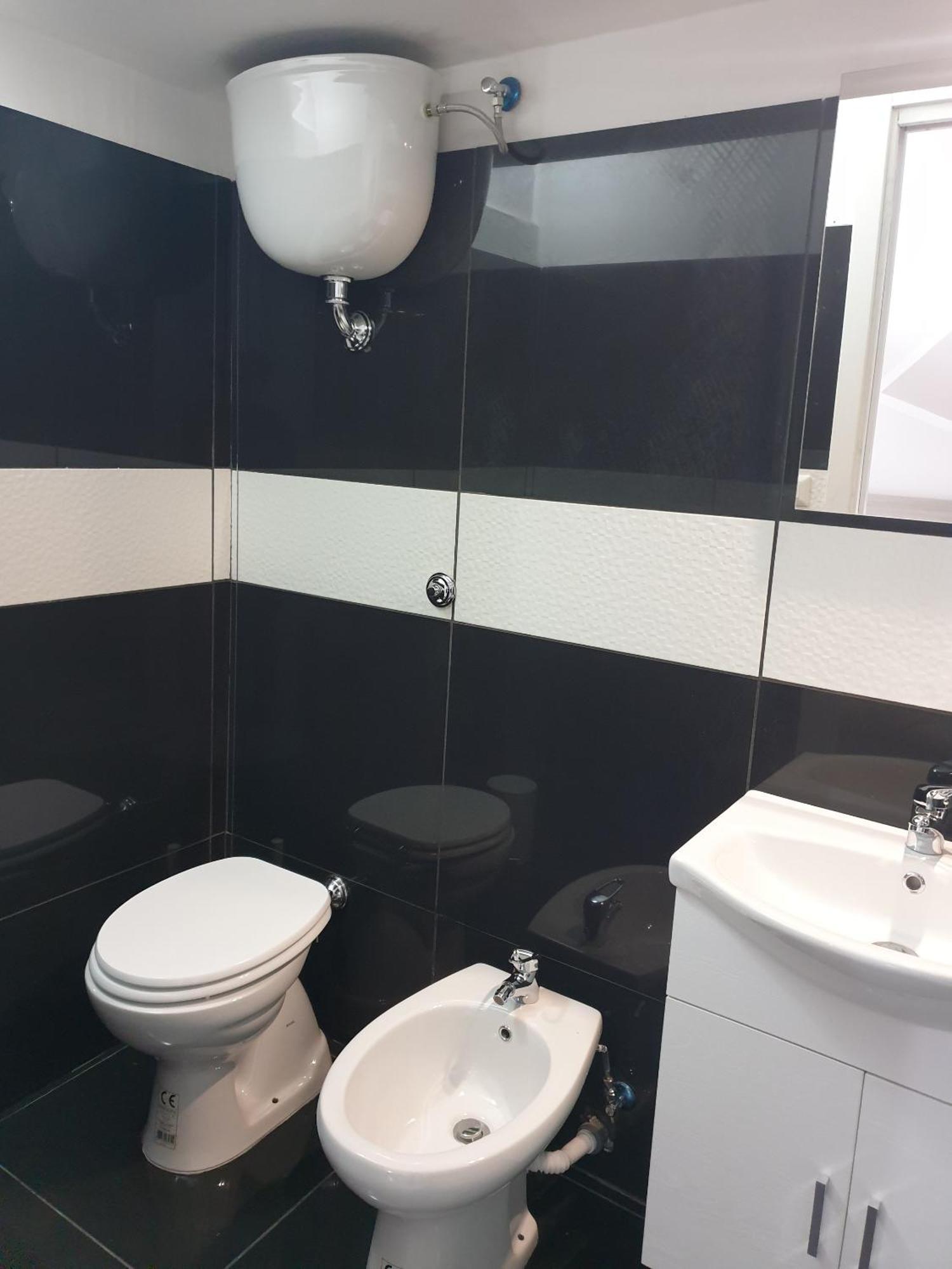 Quadruple Room Shower