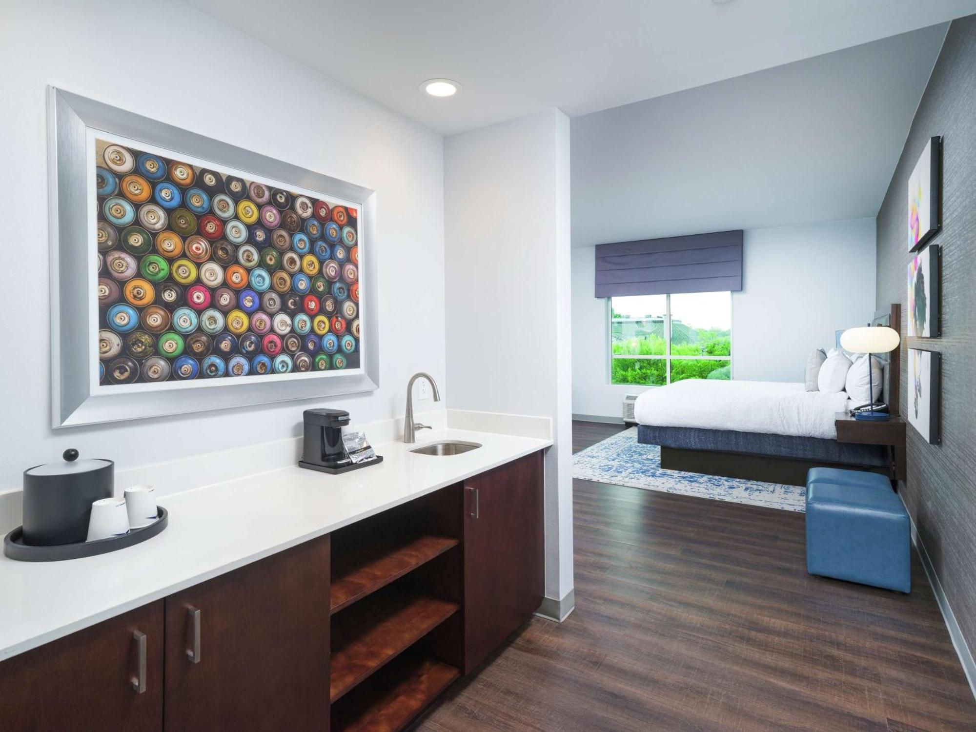 King Room with Sofa Bed - Hearing Accessible/Non-Smoking,1557368182:JPEG