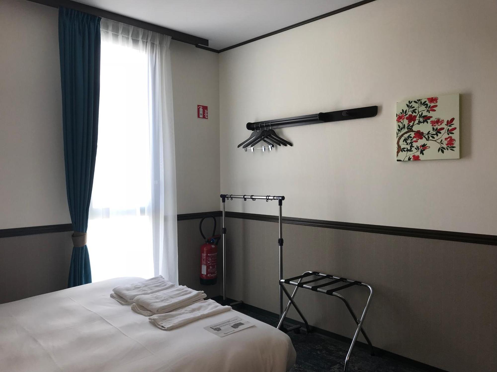 Double Room - Disability Access,1603769411:JPEG
