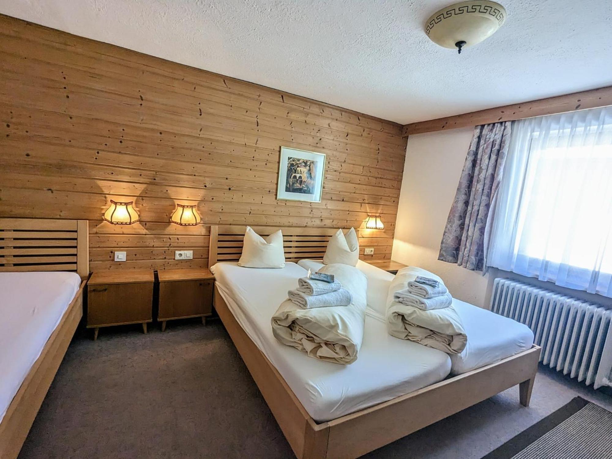 Basic Triple Room