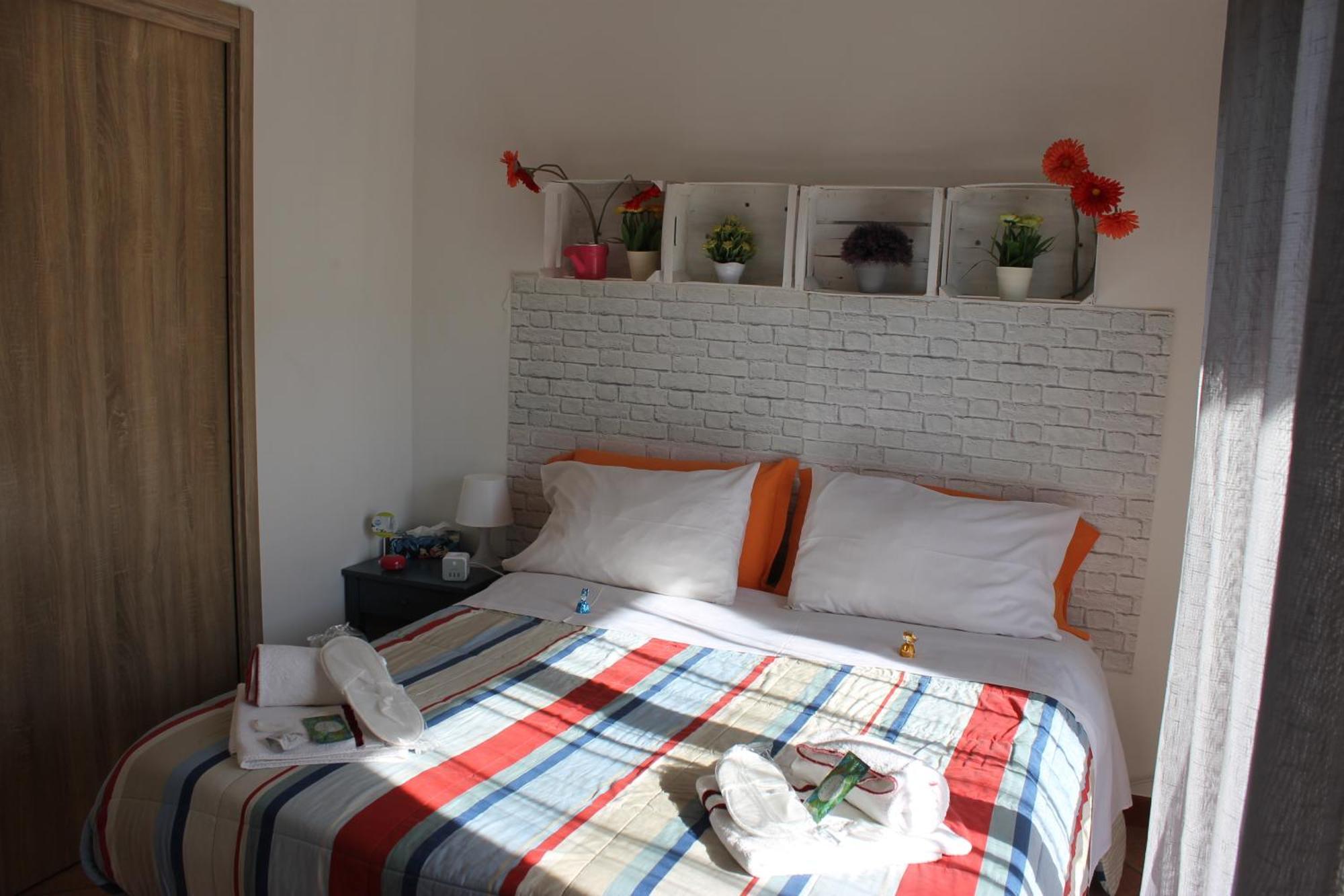 Standard Double Room,1567430027:JPEG