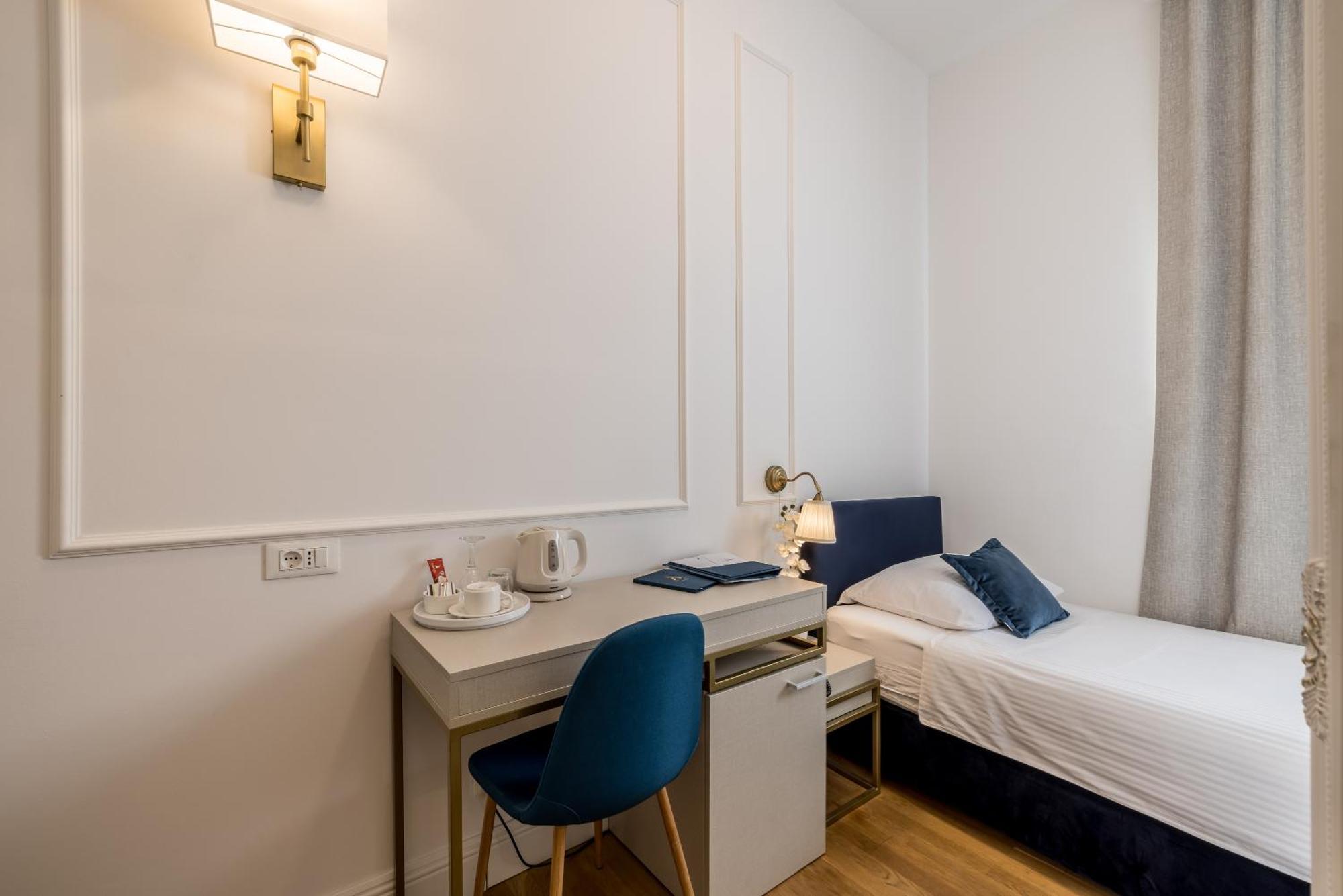 Eenpersoonskamer met Badkamer