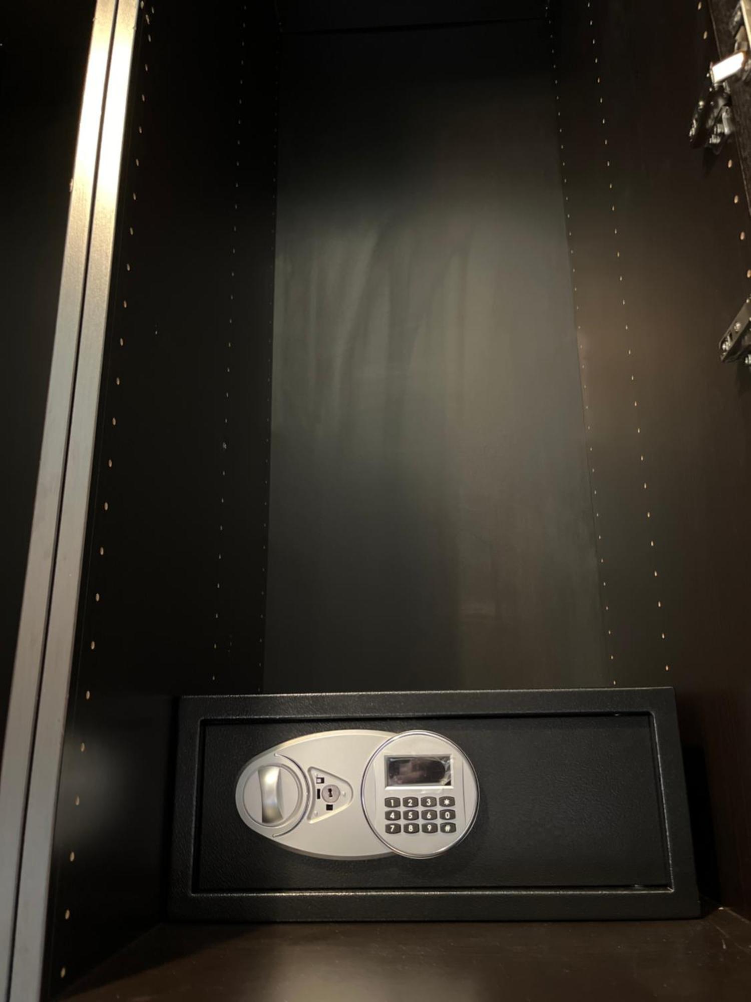 Quadruple Room with Private External Bathroom,1586287885:JPEG