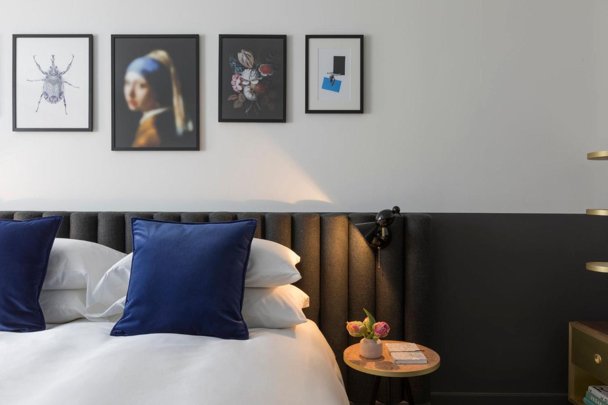 Premium King Room