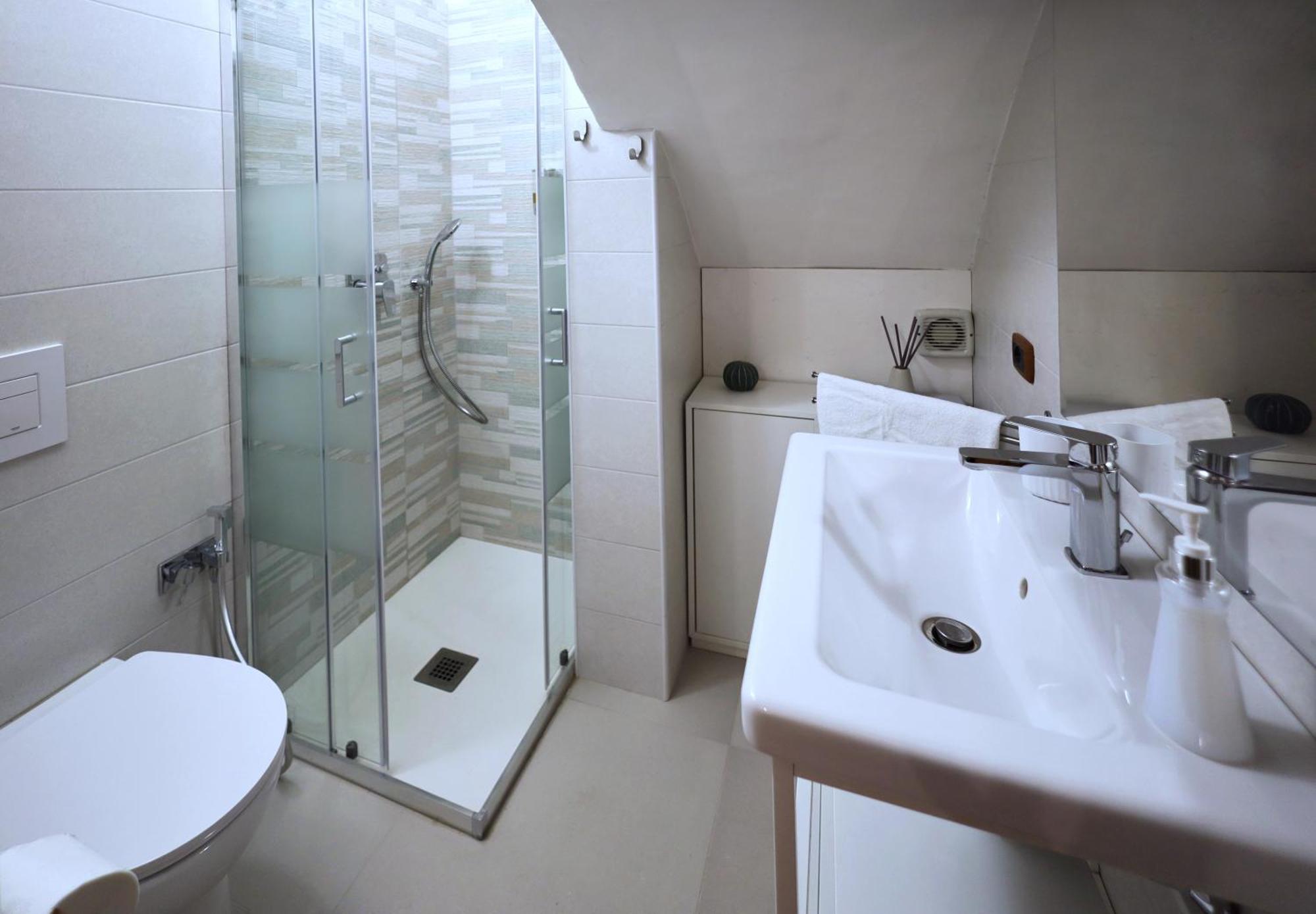 Camera Matrimoniale con Bagno Privato