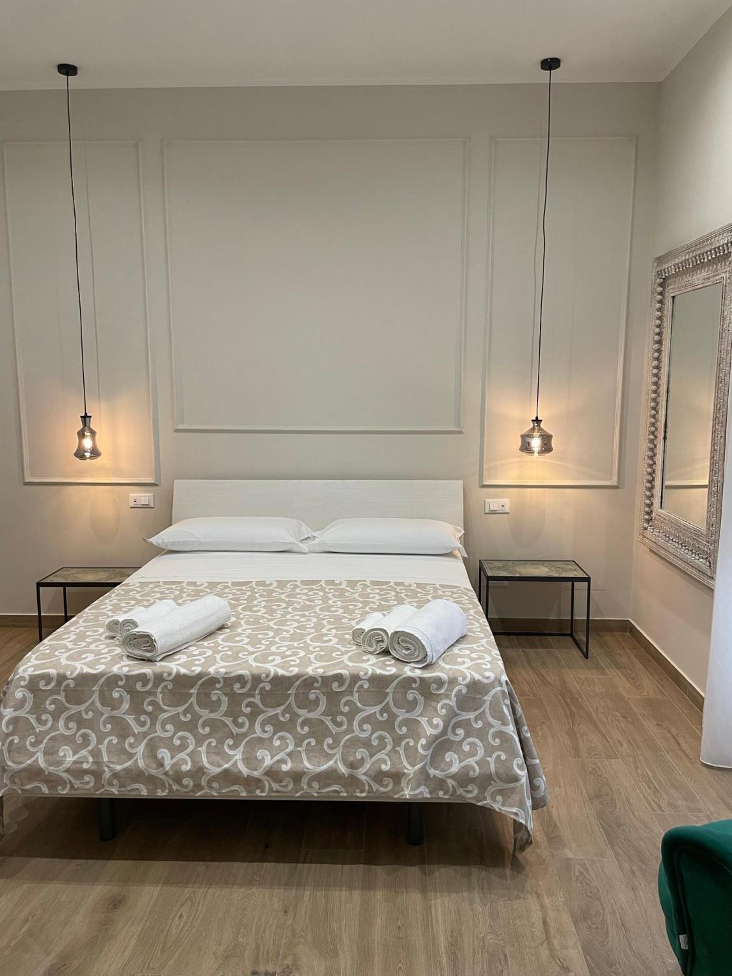 Large Double Room