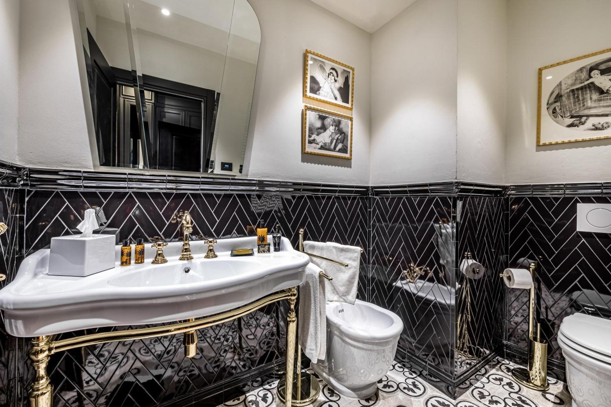 Deluxe Queen Suite Dependance