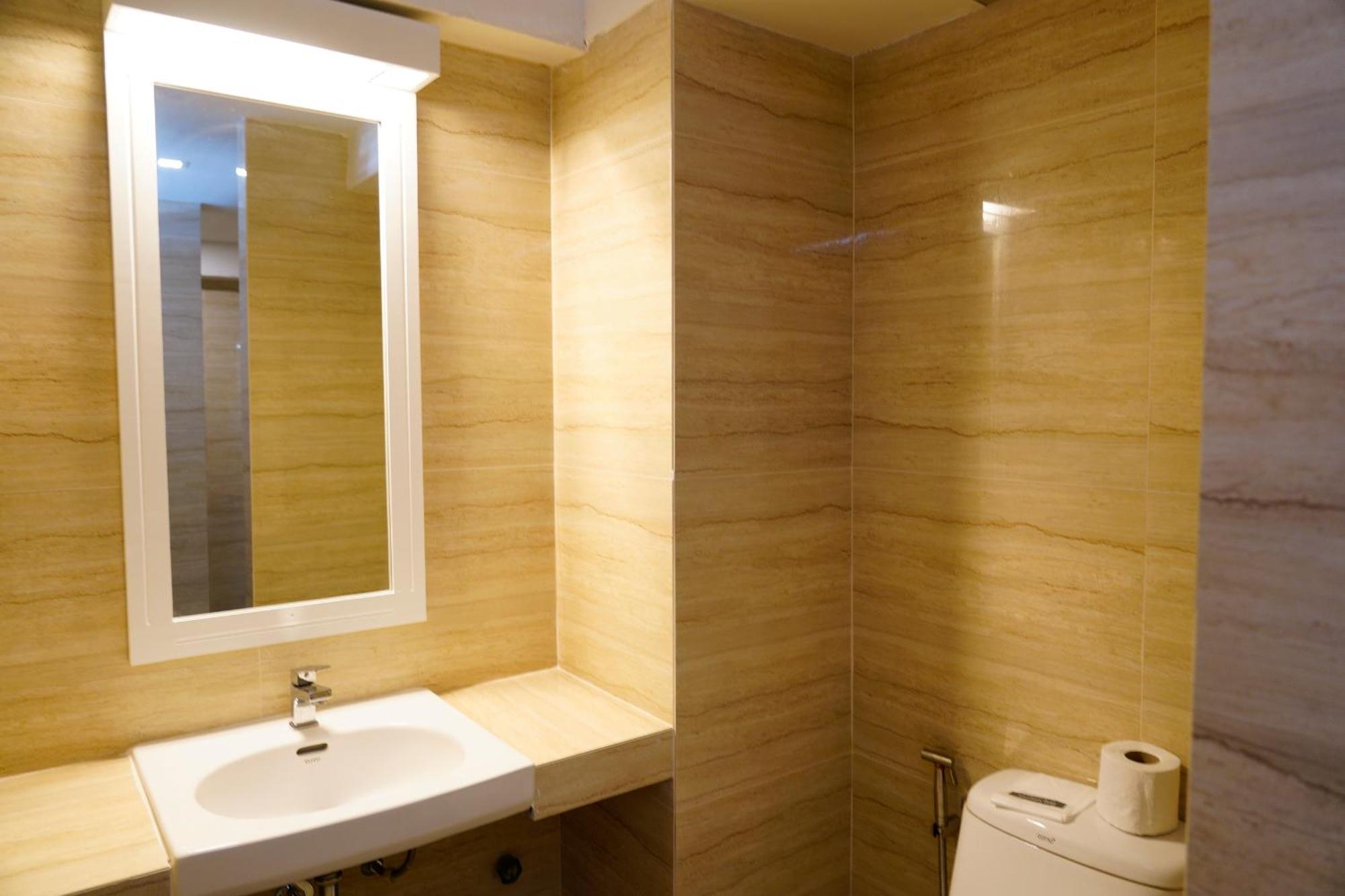 Deluxe Driepersoonskamer met Raam