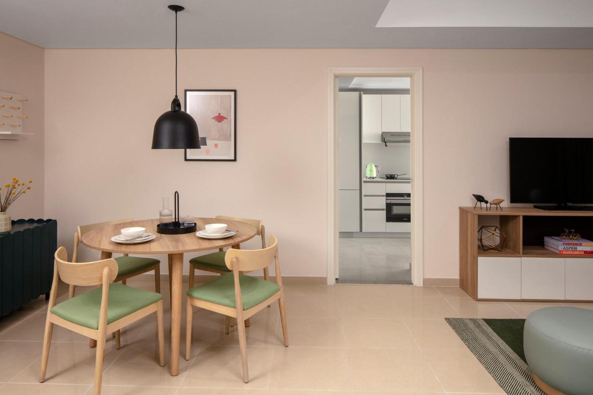 One-Bedroom King Suite Disability Access