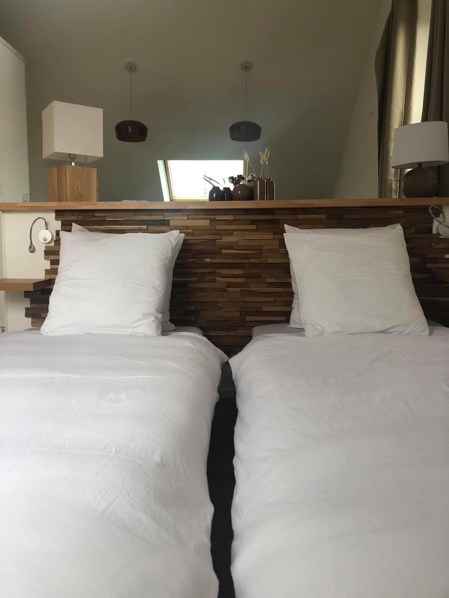 Quadruple Room Bathroom