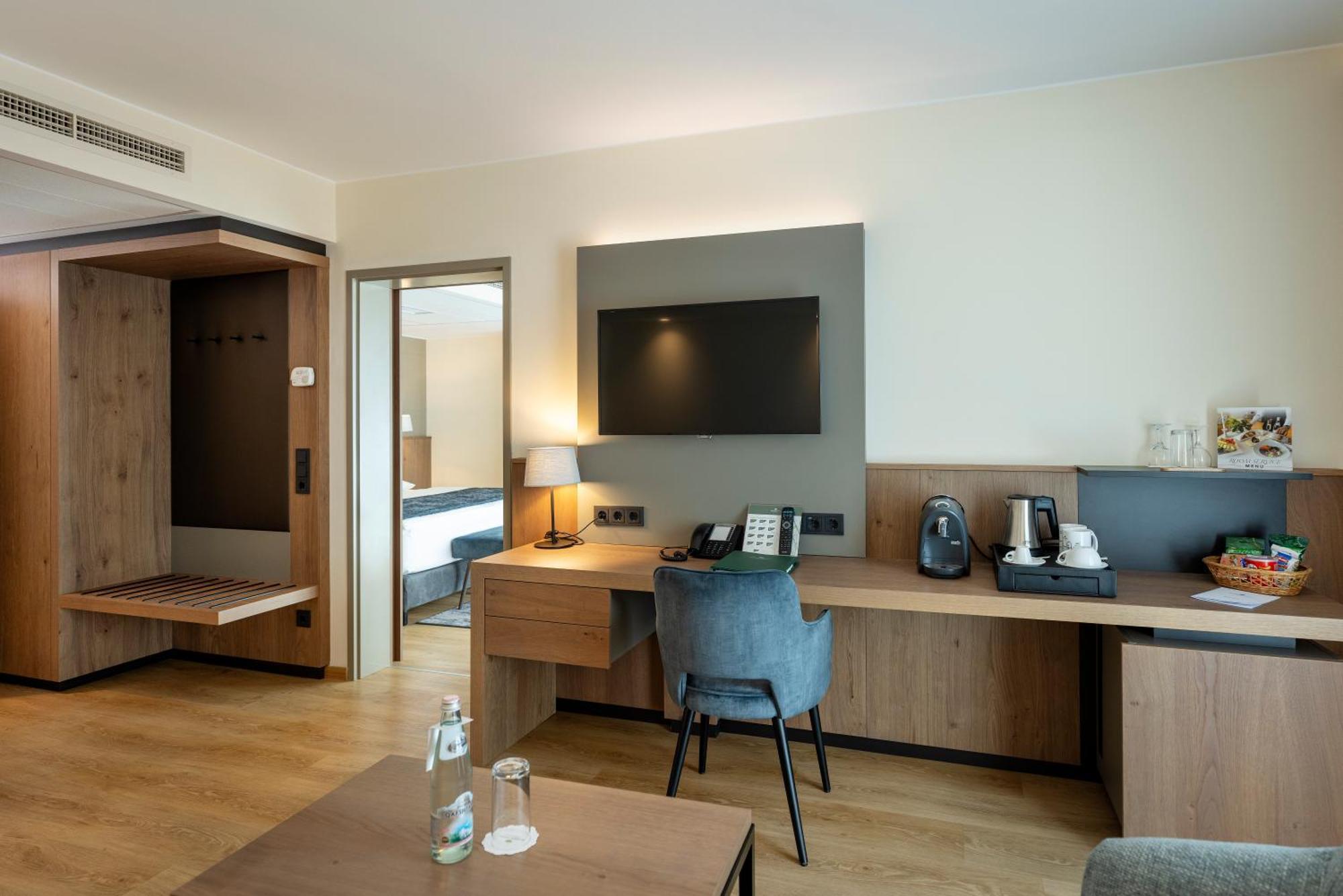 Suite City View