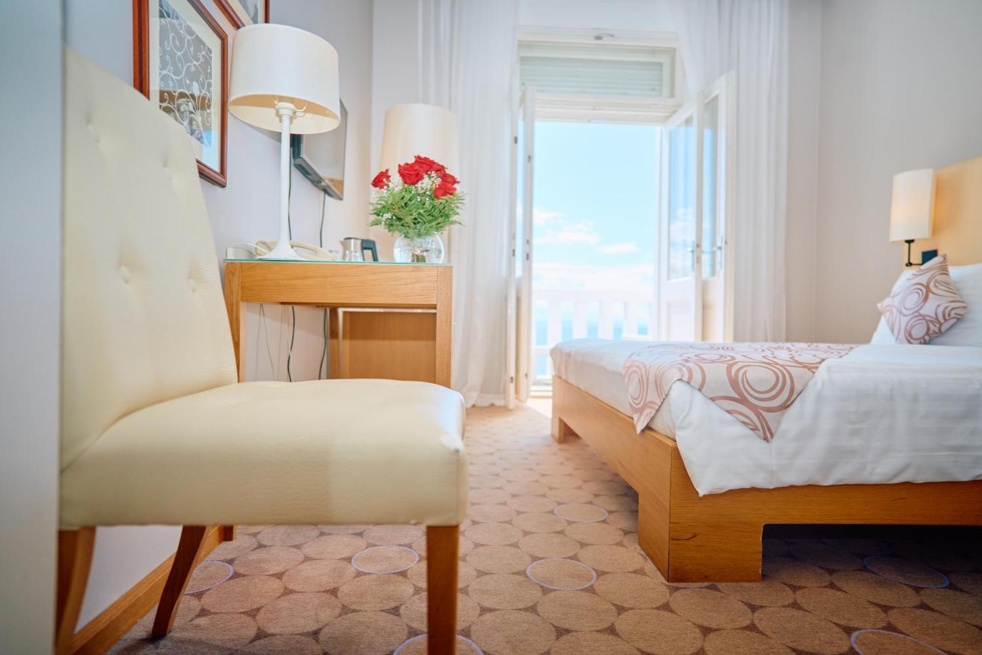 Standard Twin/Double Room