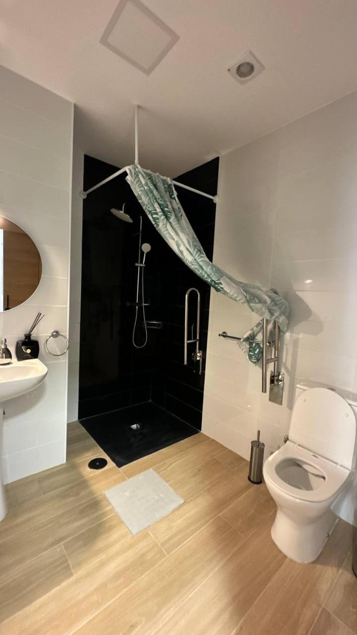 Habitación Individual con baño compartido