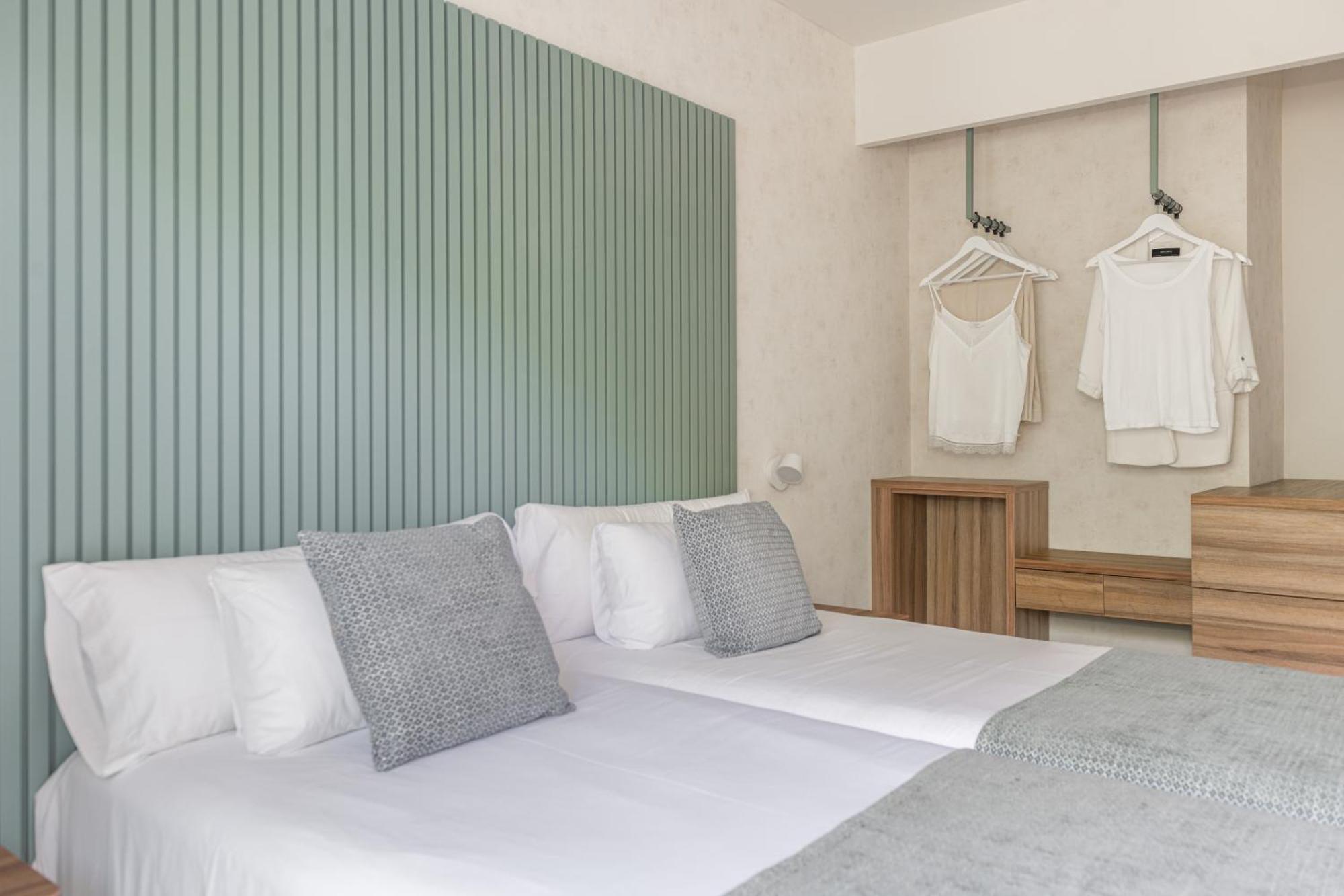 Double or Twin Room Balcony