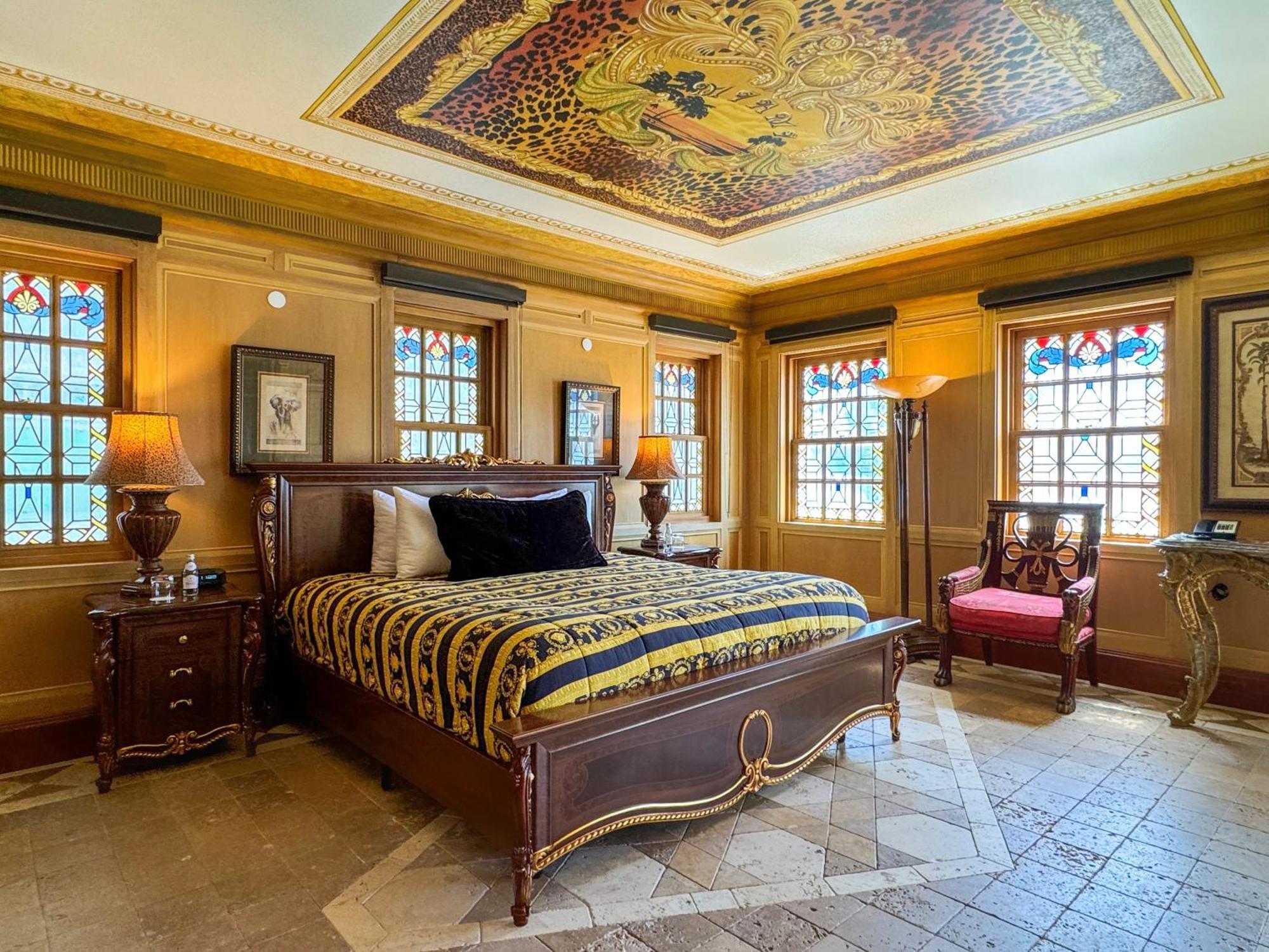 Safari Suite