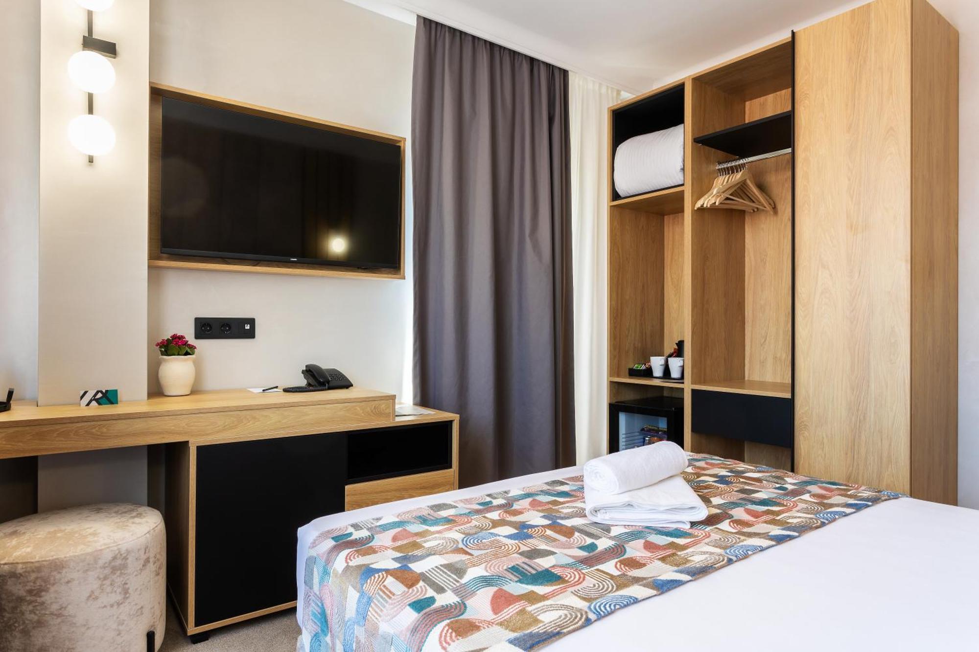 Single Room