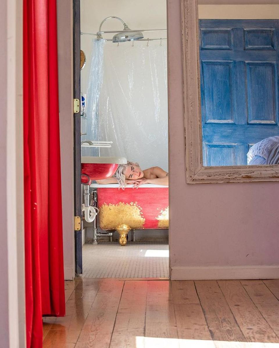 Deluxe Double Room with Bath,1613476137:JPEG