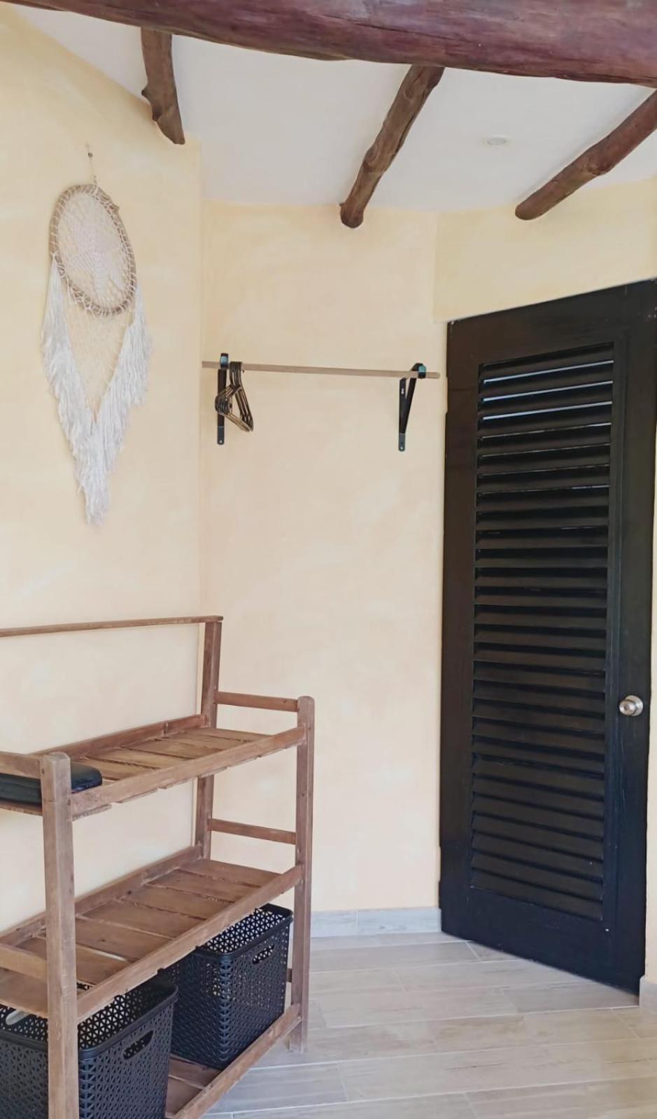 Double Room,1613685286:JPEG