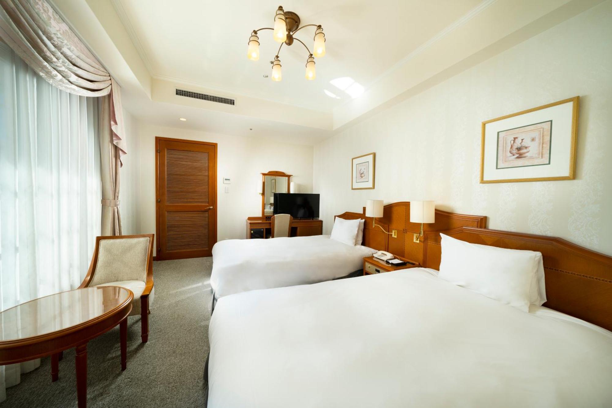 Superior Twin Room - Non-Smoking