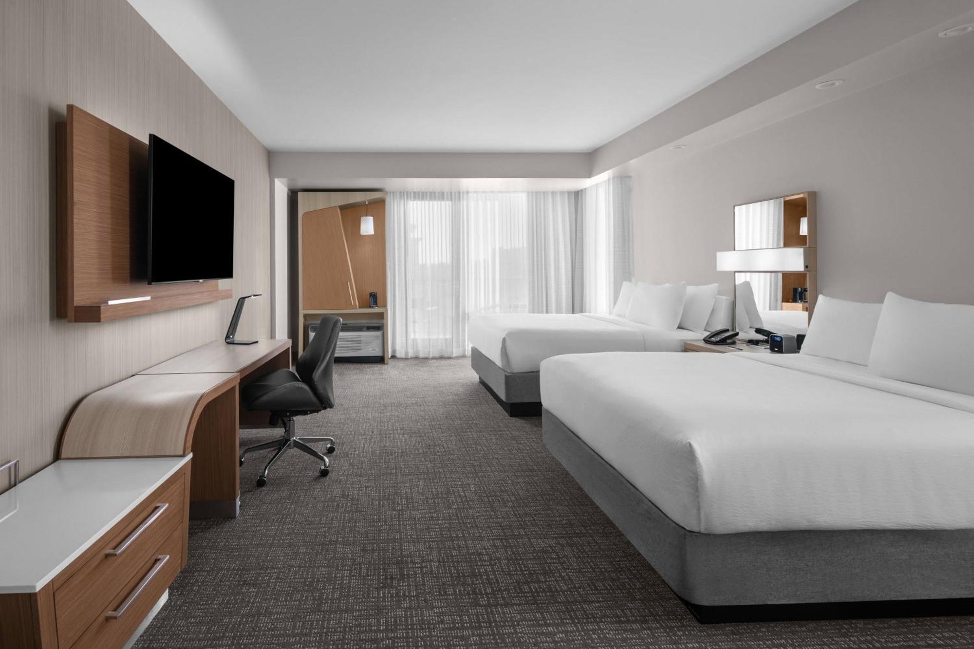 Studio Suite with Two Queen Beds and Pool View