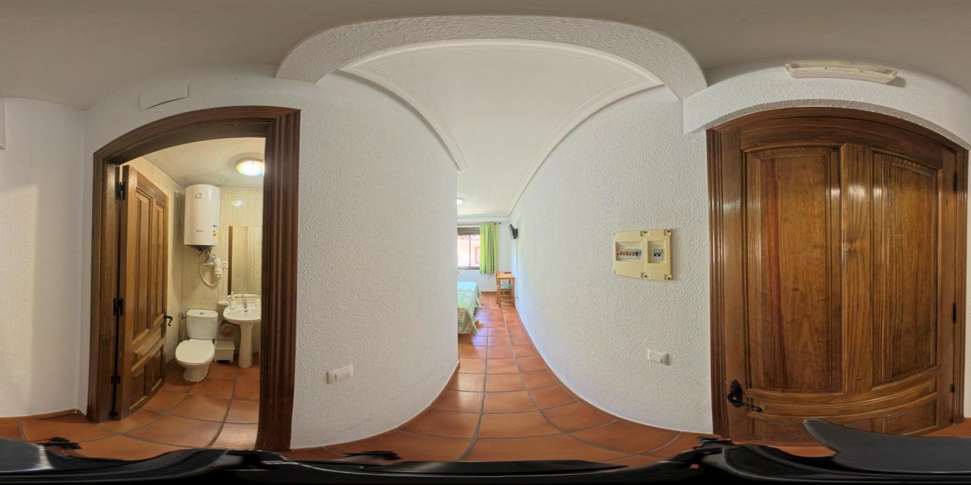 Quarto Econômico com 2 Camas de Solteiro