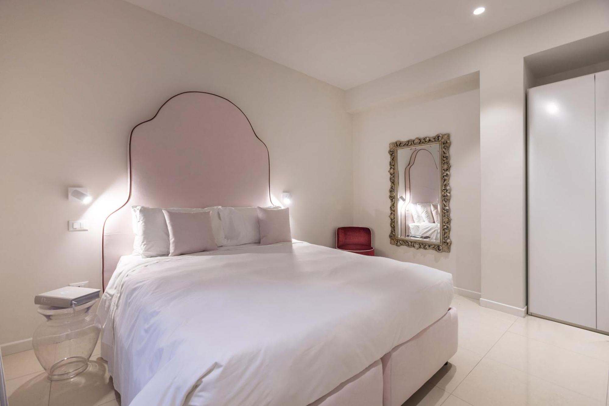 One-Bedroom Apartment 2