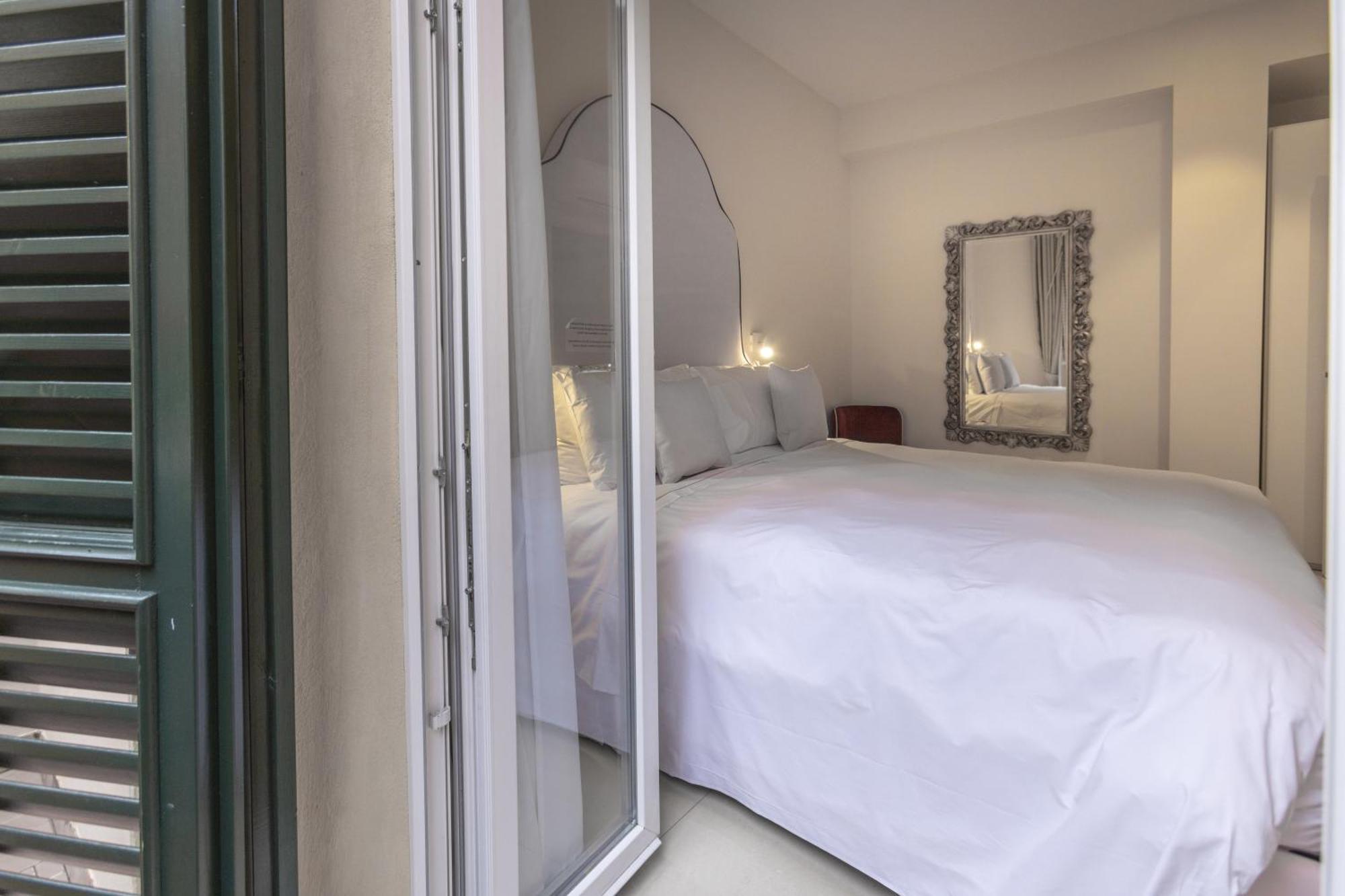 One-Bedroom Apartment 2