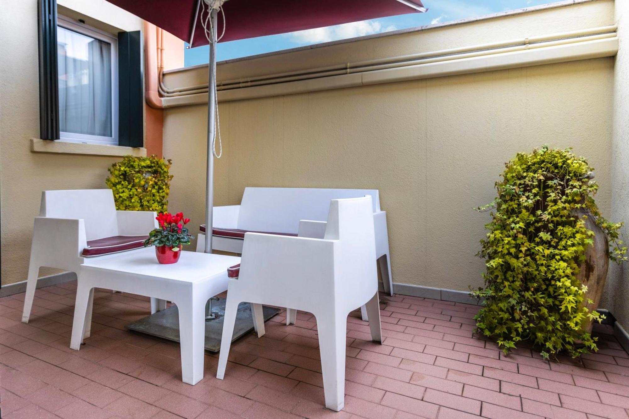 Superior Studio Balcony