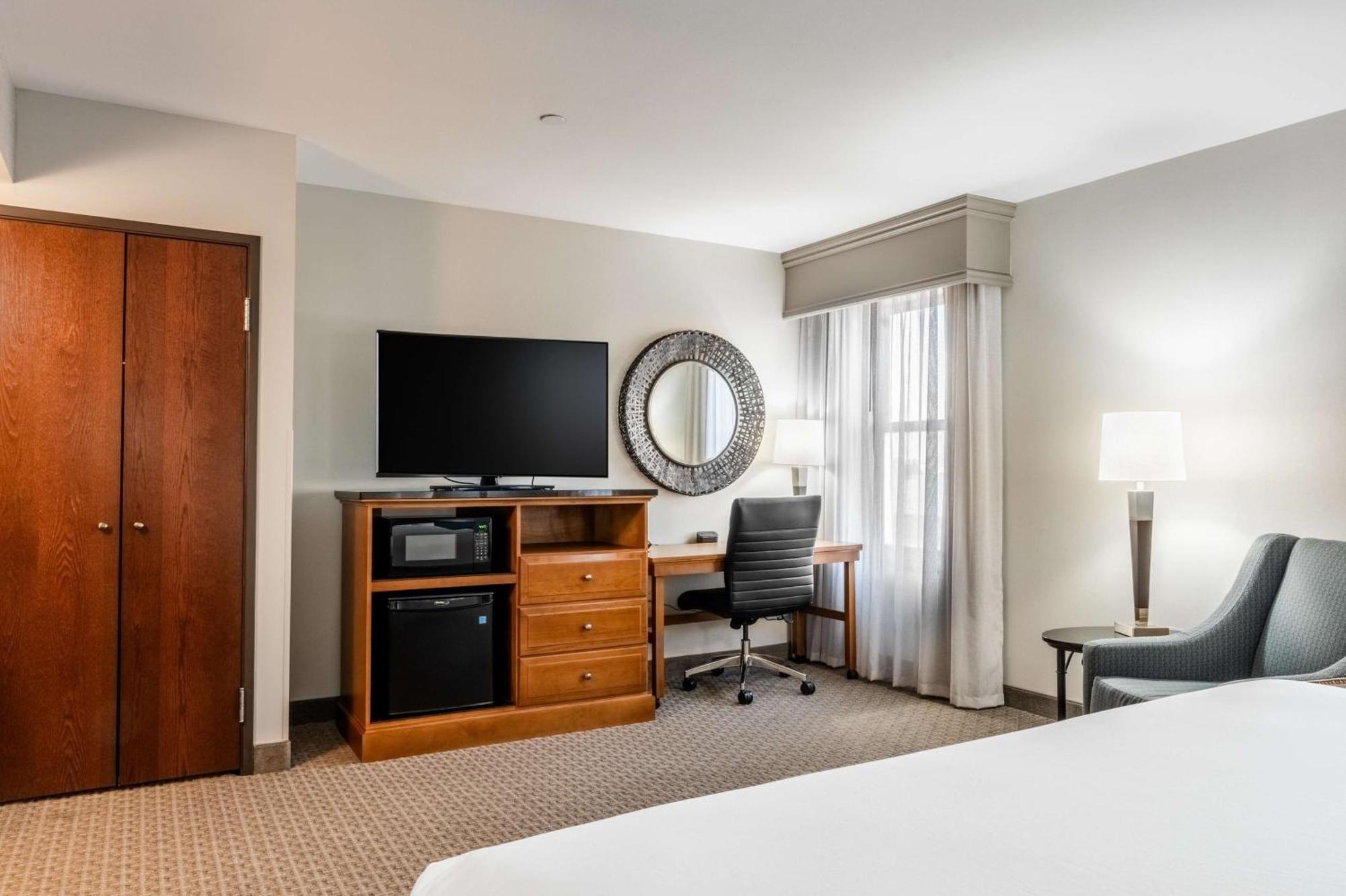 Superior King Room,1641745224:JPEG