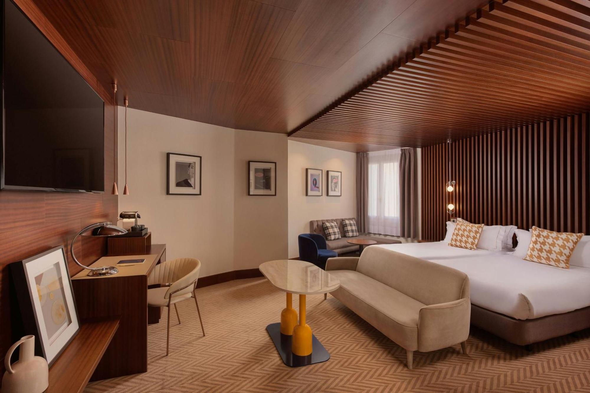 Premium Guest Room with Twin Bed,1643137154:JPEG