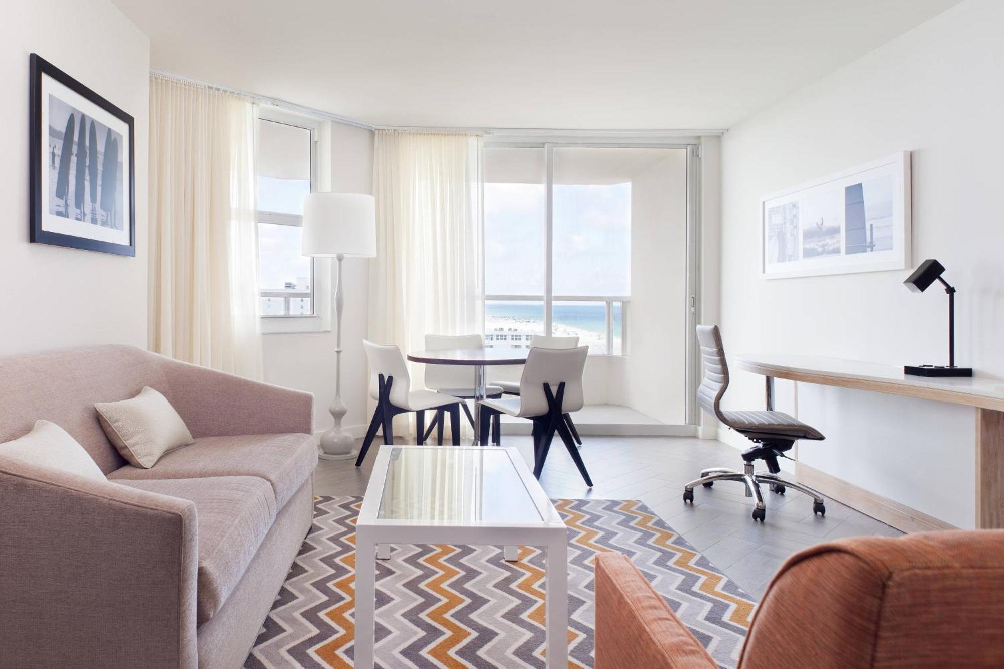 Suíte de 1 Quarto com Cama King-size e Vista do Mar